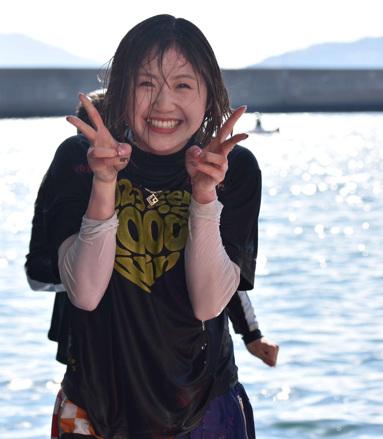 水神祭の祝福を受けた野田彩加