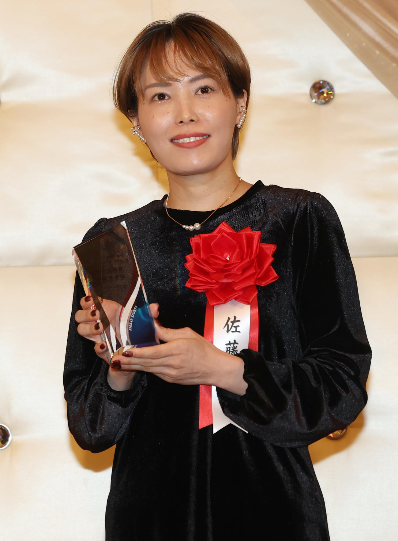 女子特別賞を受賞した佐藤摩弥（撮影・野上伸悟）