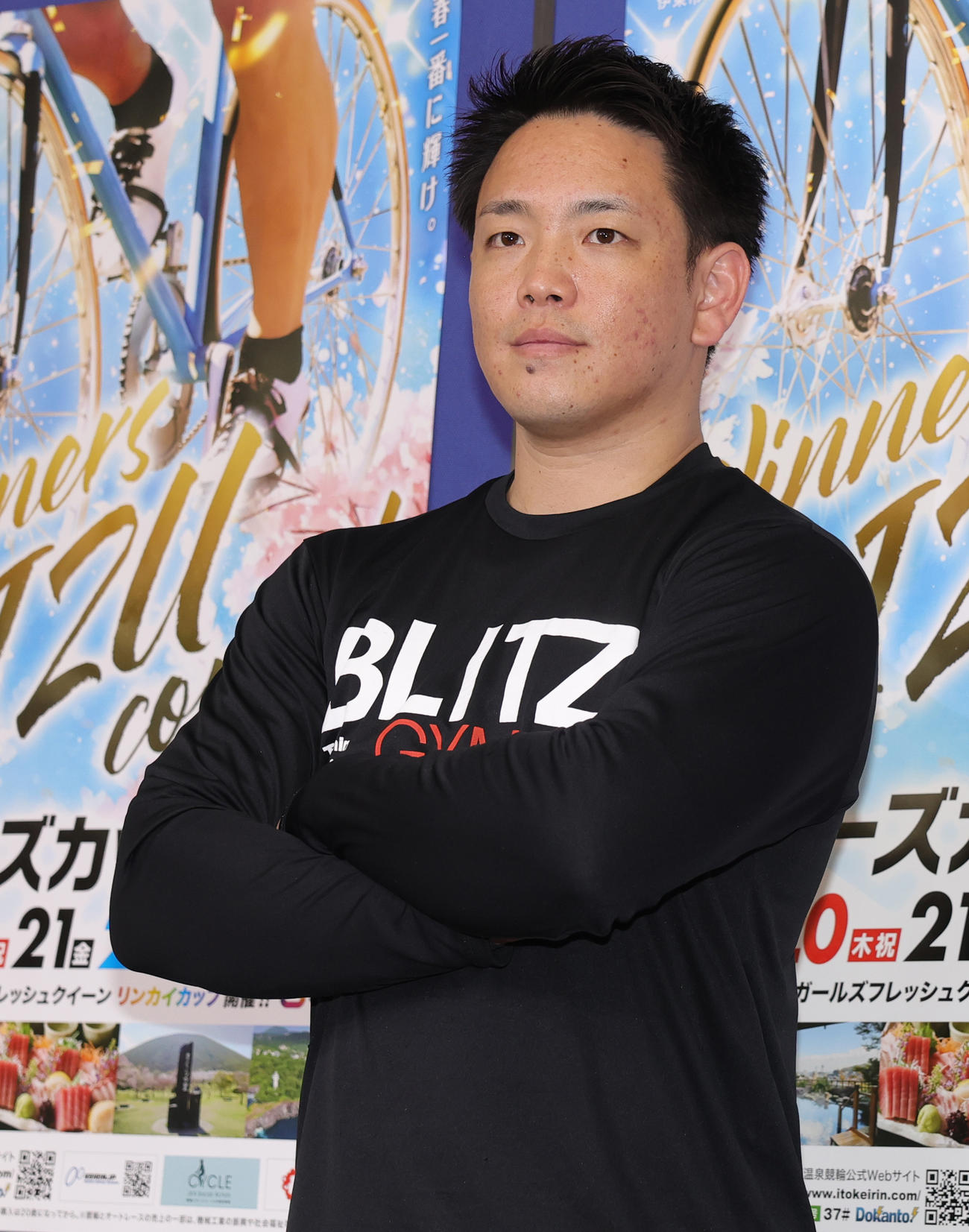 前検日に会見する池野健太（撮影・野上伸悟）
