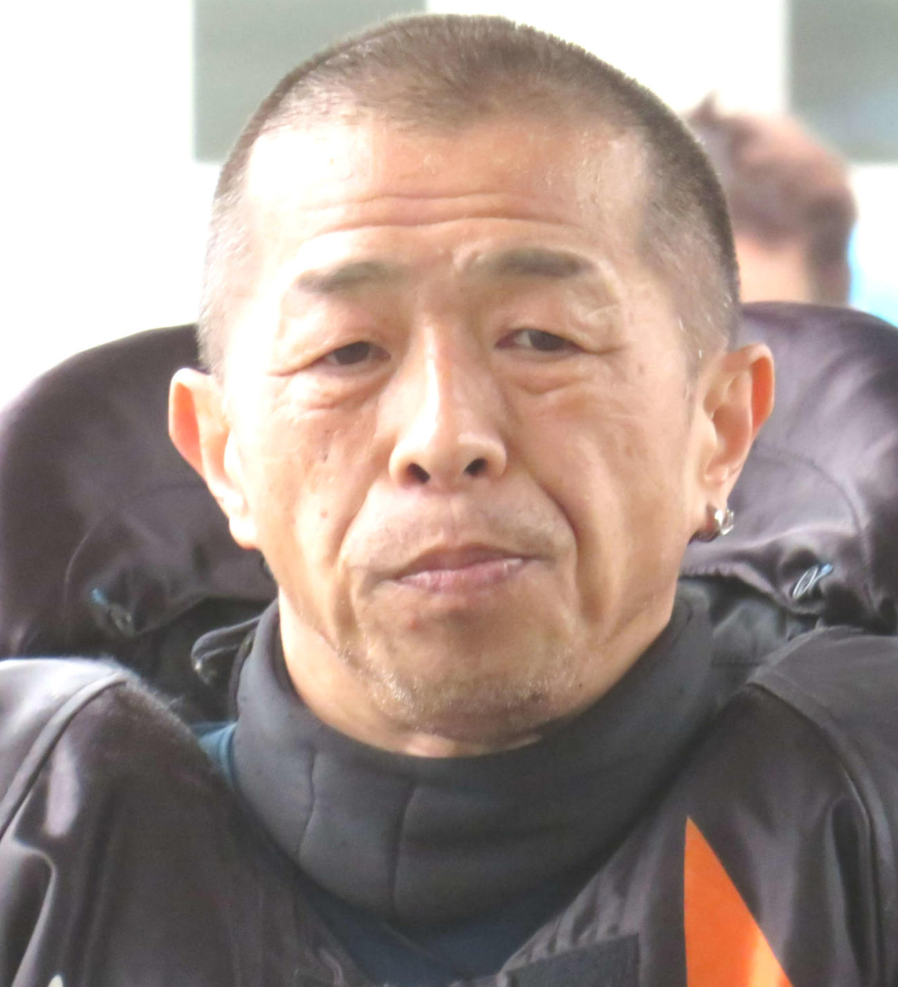 コイに願掛けして優出を目指す加瀬智宏
