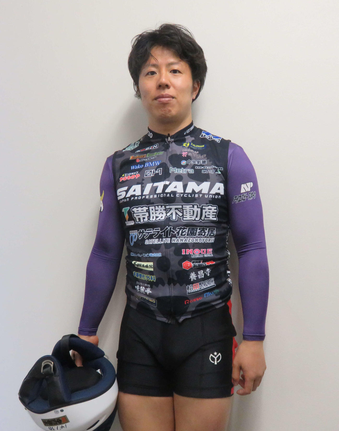 中田健太がホームバンクで人気に応える