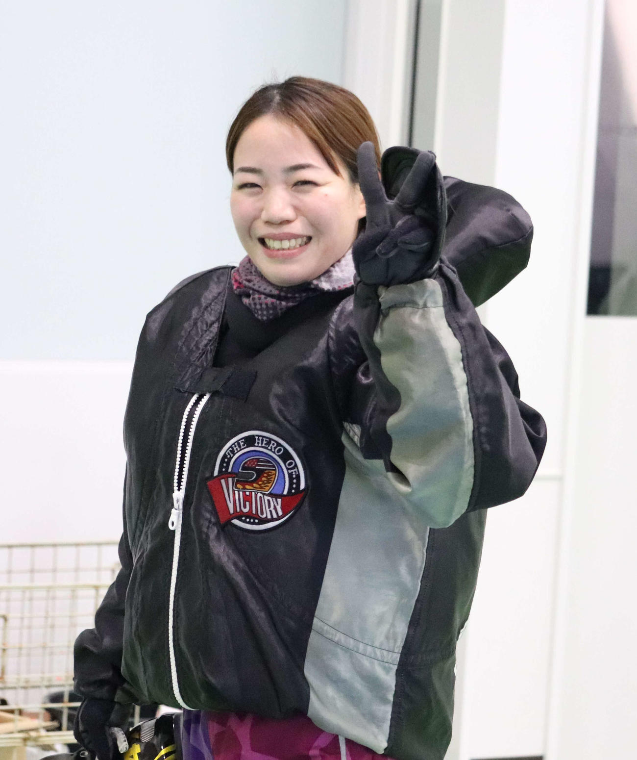 初日連勝の小池礼乃が満面の笑み