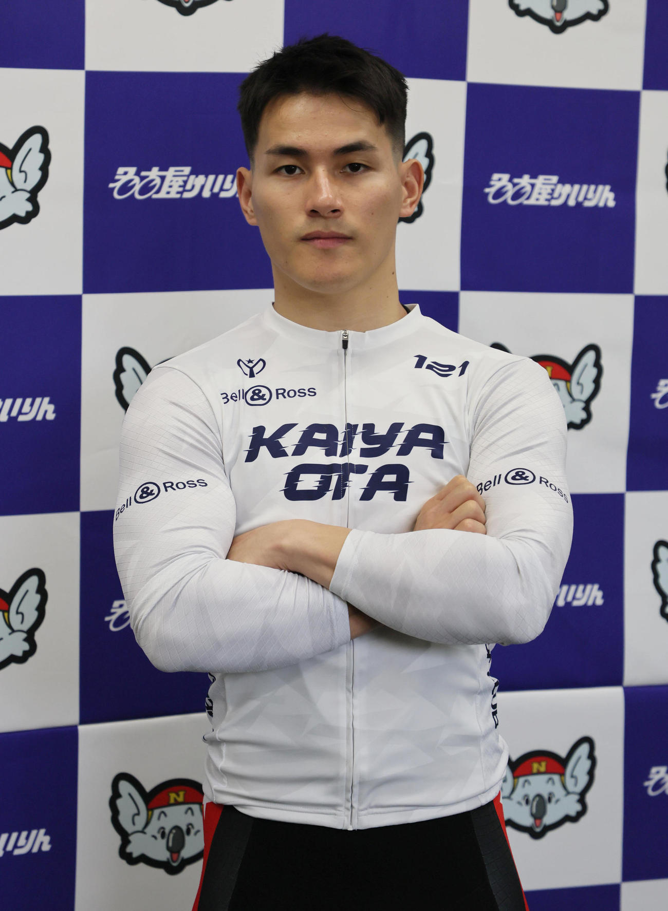 共同会見に応じた太田海也（撮影・宮崎幸一）