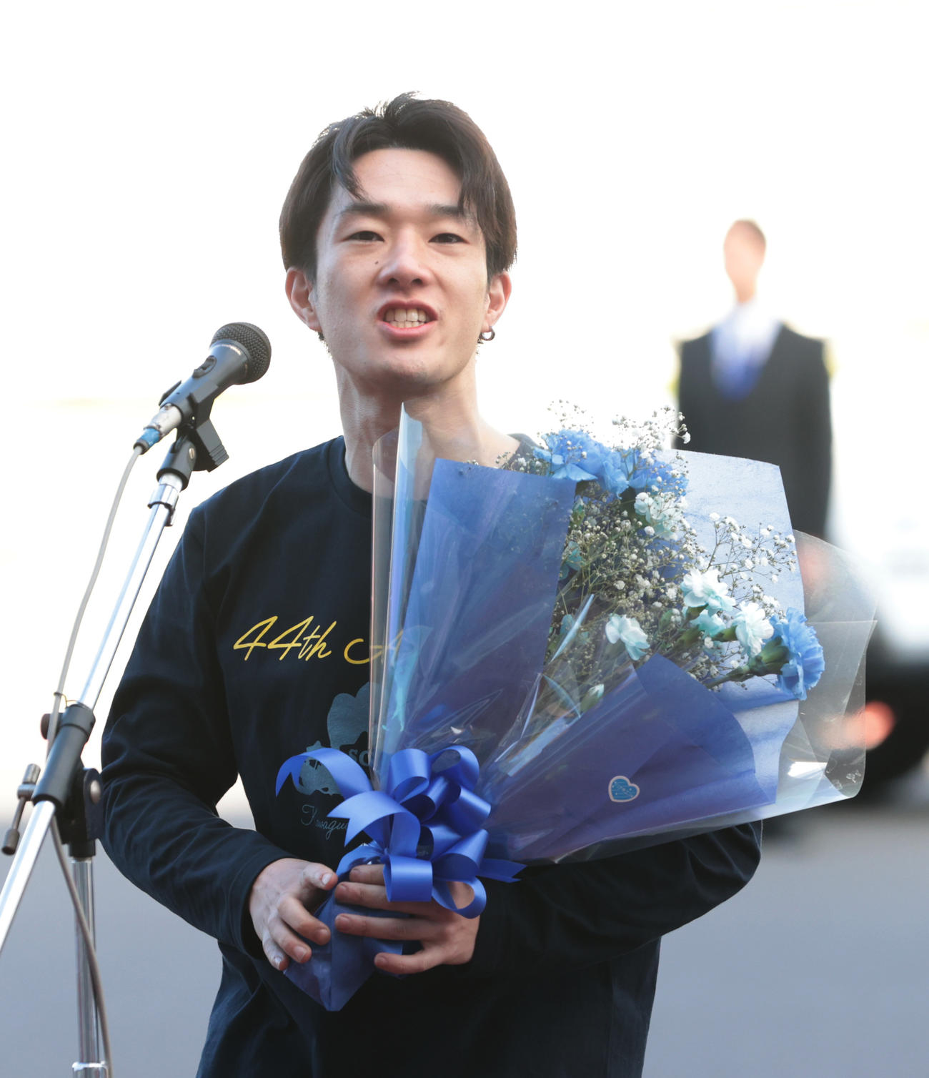 優勝戦出場選手紹介式であいさつする黒川京介（撮影・柴田隆二）