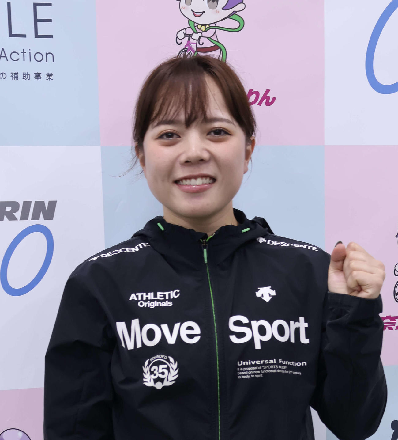 熊谷芽緯が打倒・坂口楓華へ全力疾走する（撮影・山田敏明）