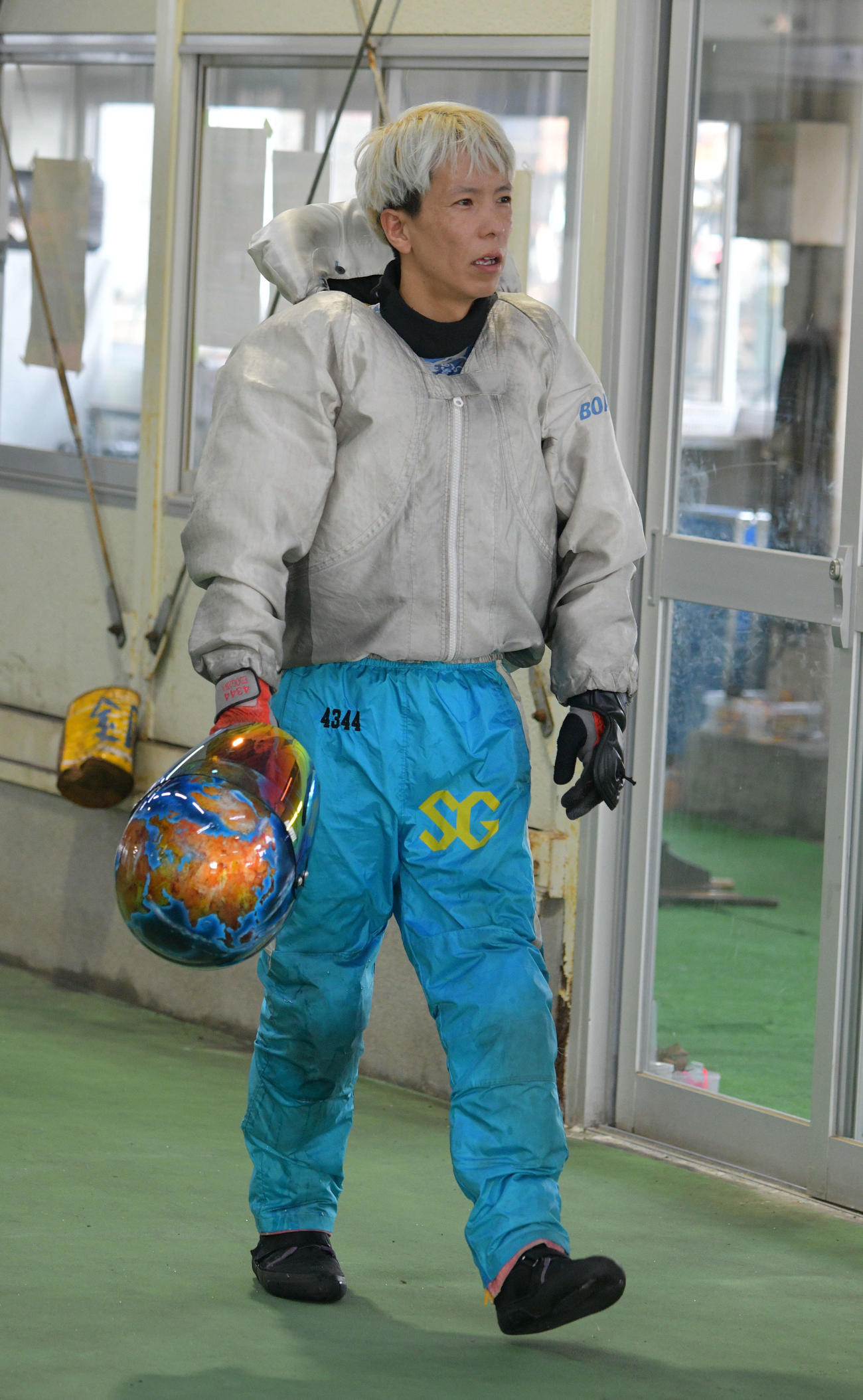 完璧に舟足を仕上げた新田雄史