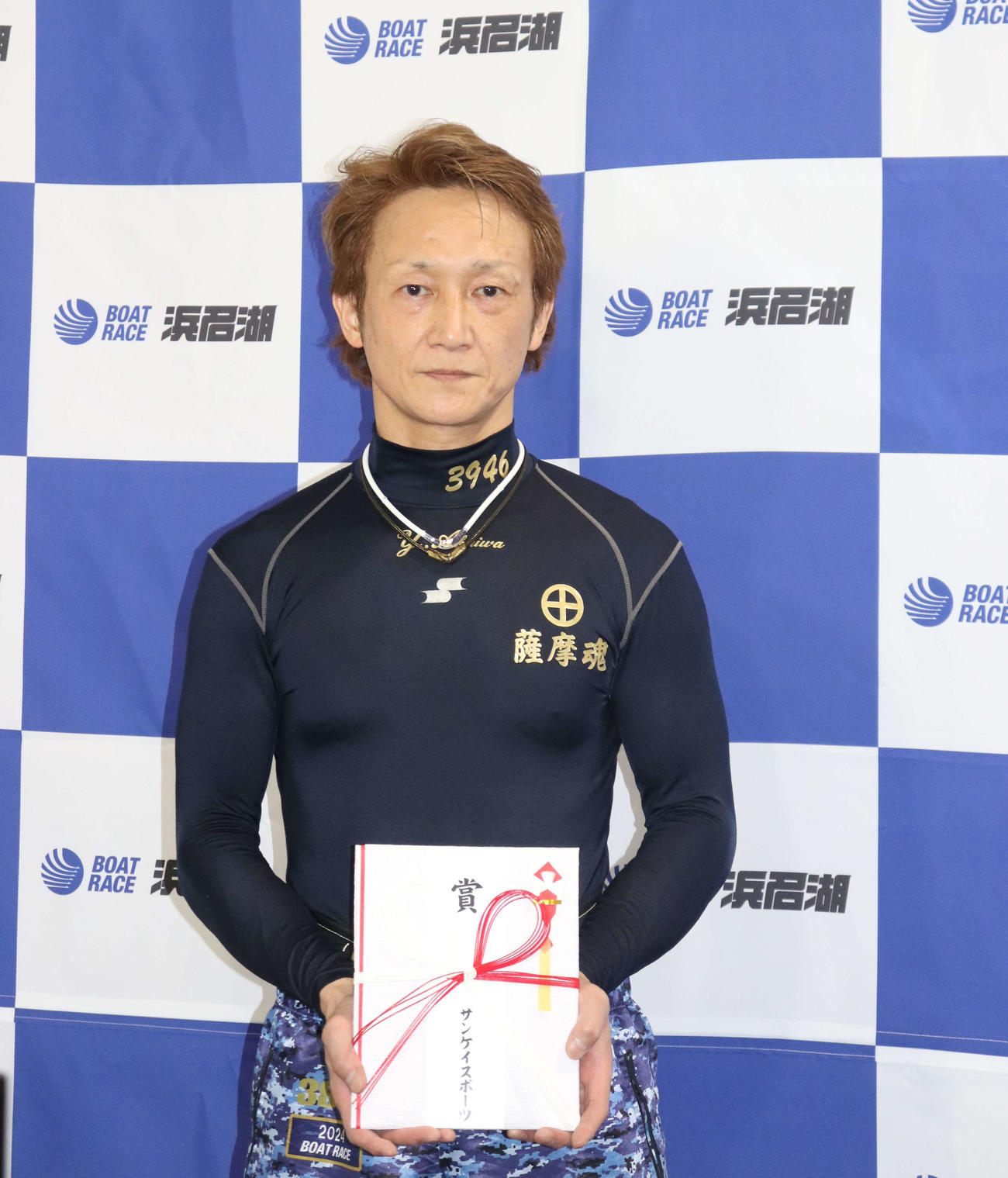 2節連続Vを決めた赤岩善生（撮影・神田成史）