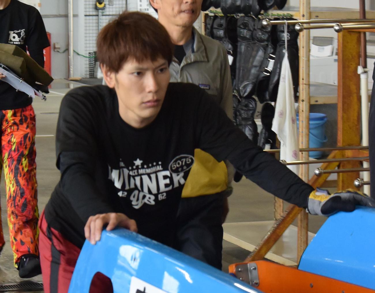 地元の中島秀治が、トップルーキーの意地を見せる
