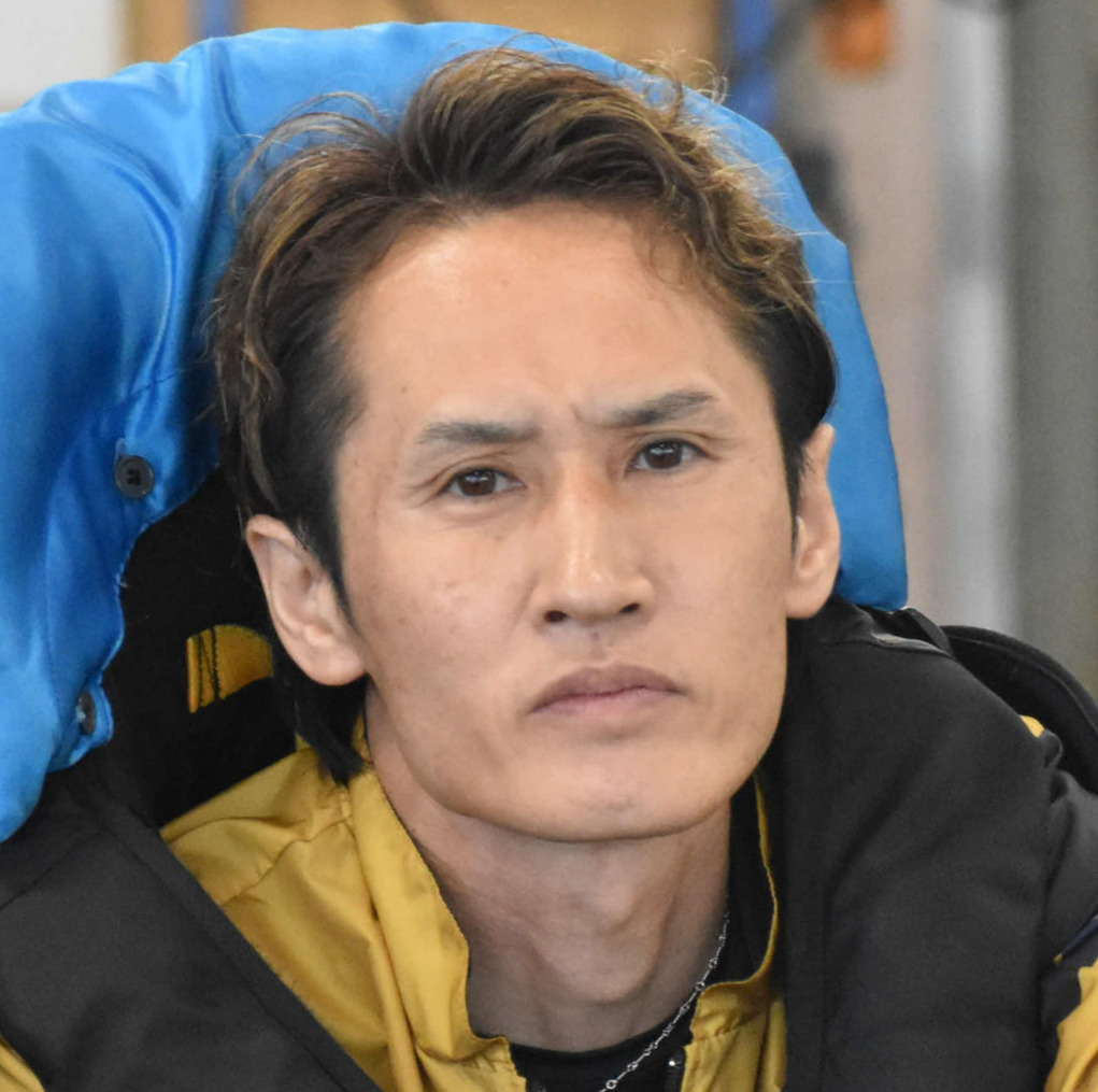 地元で連勝発進を決めた白井英治