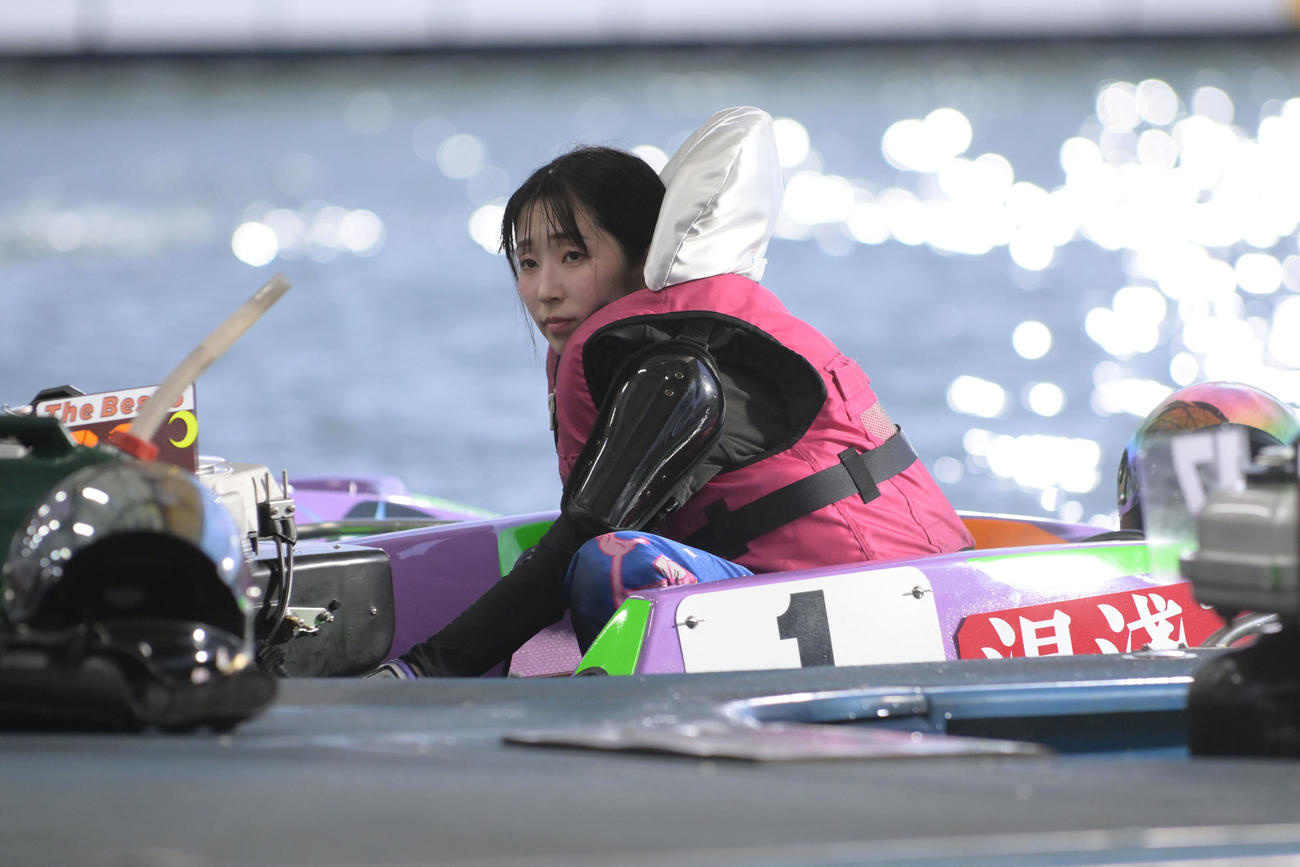 一発の予感がする湯浅紀香（撮影・滝沢美穂子）