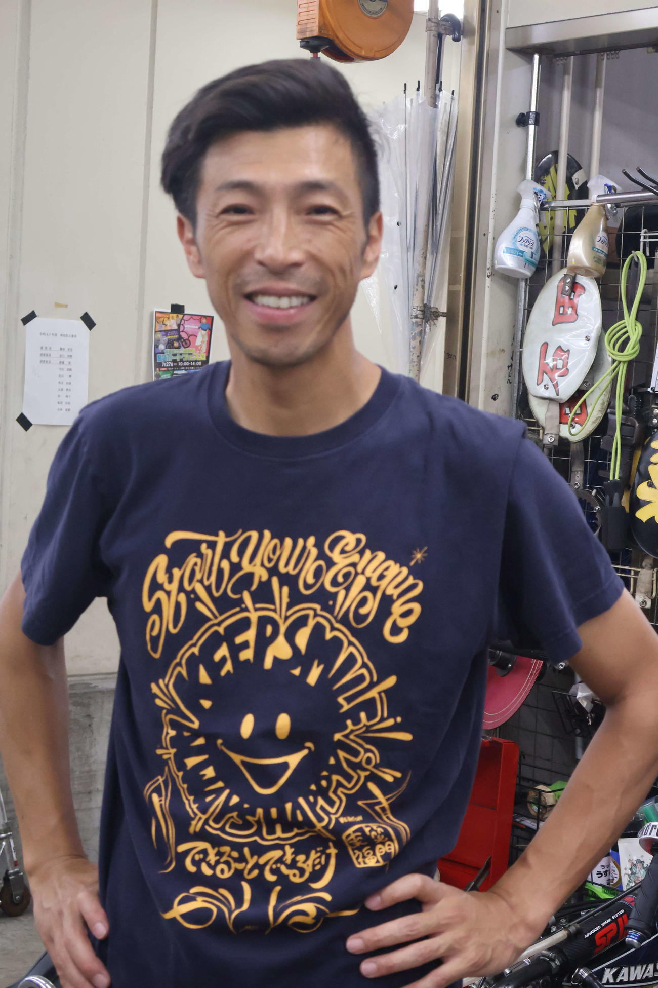 レース直前の雨でも快勝の青木治親