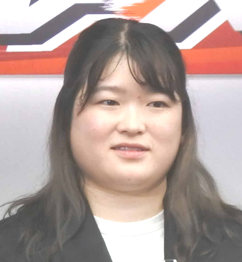 通算300勝達成をファンに報告した尾方真生