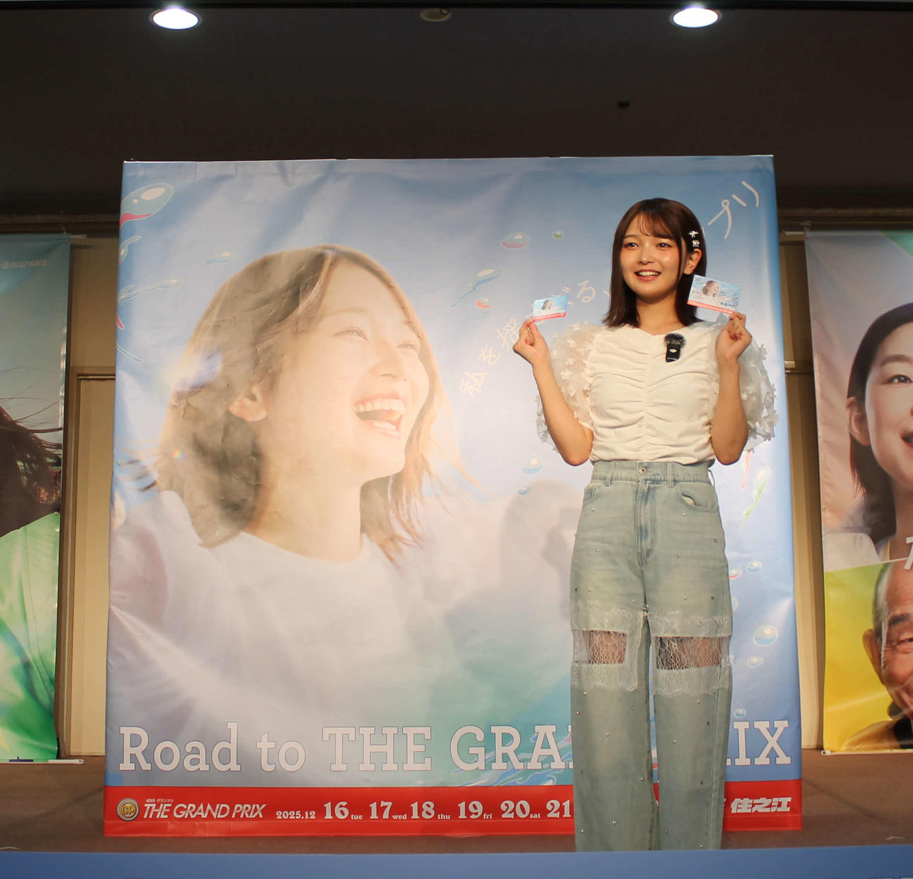 福留光帆が笑顔でPR（撮影・安達弘持）