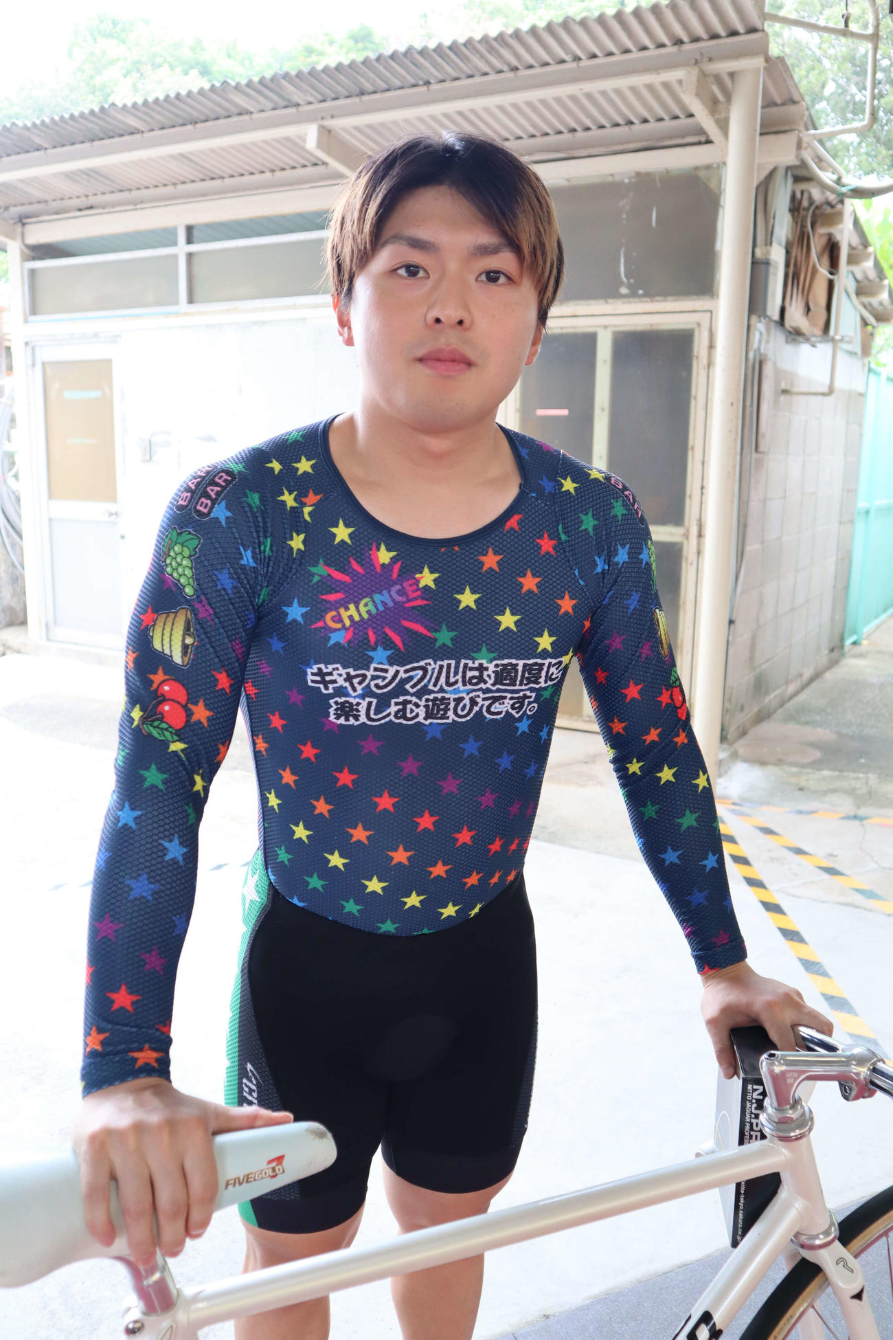 小田恭介が1、2班戦での戦いをスタートさせる（撮影・音無剛）