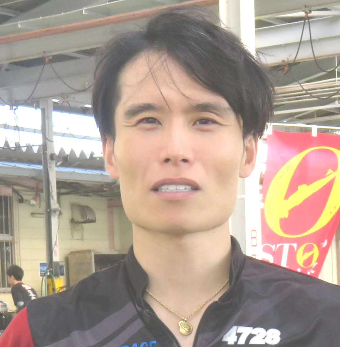 反転攻勢に入った山口亮