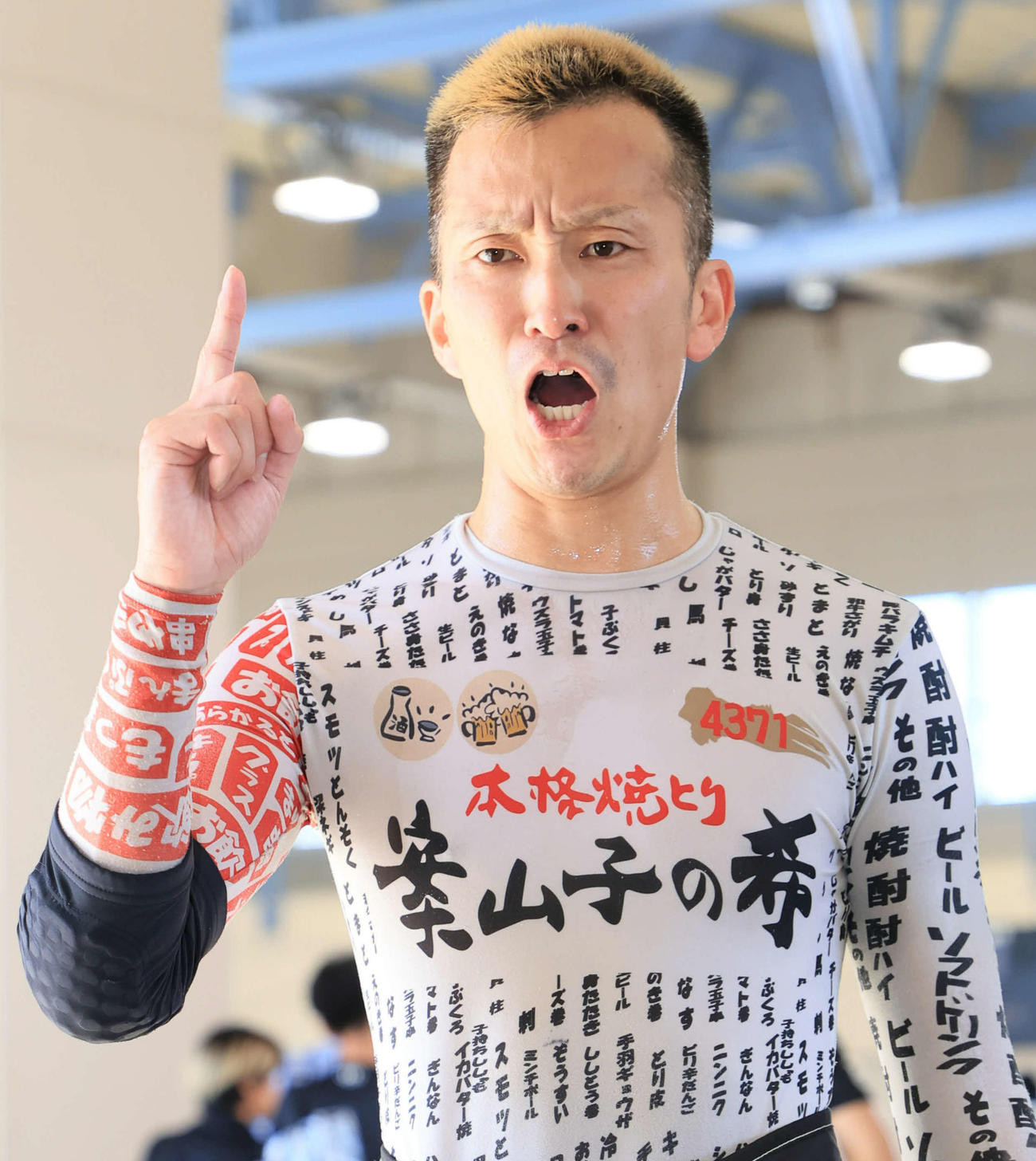 準優12Rを制した西山貴浩（撮影・宮崎幸一)