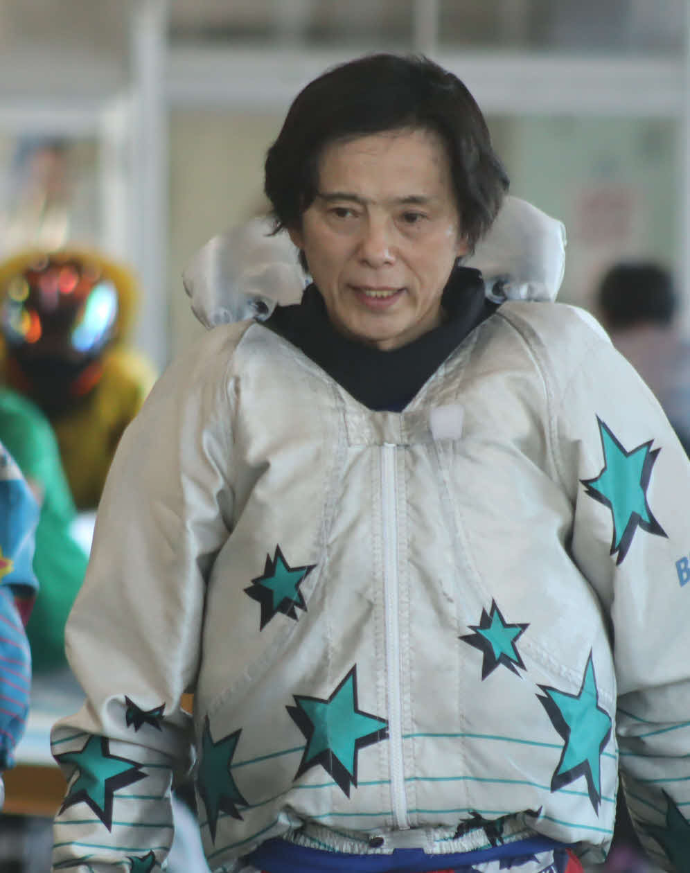 西山貴浩のSG初優勝を祝福する大庭元明