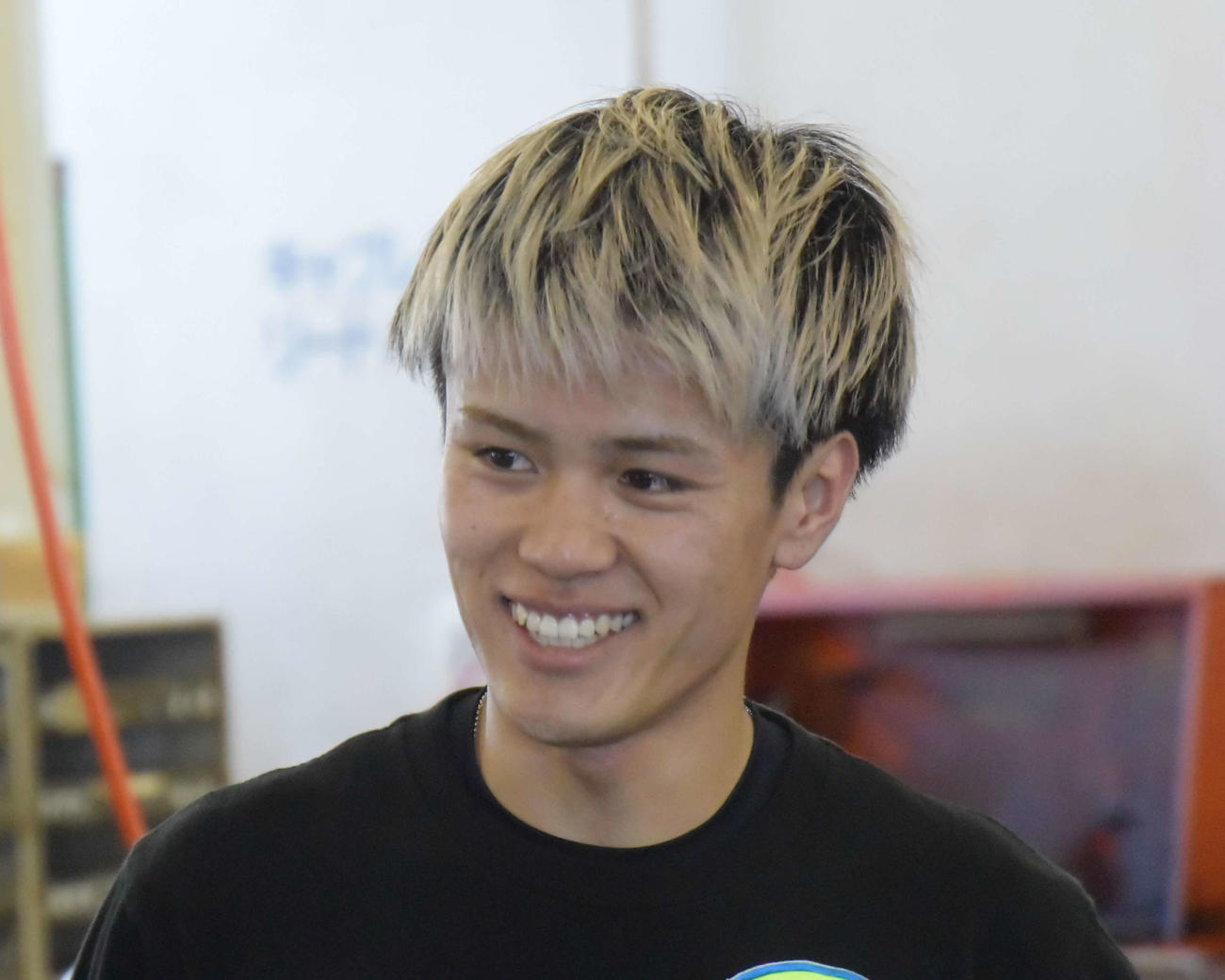 安河内鈴之介が白星発進した