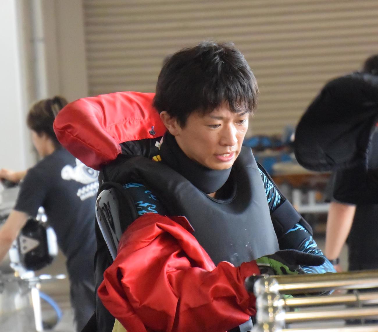 菊池宏志が優出実績のある湖面で、パワフルな走りを見せている