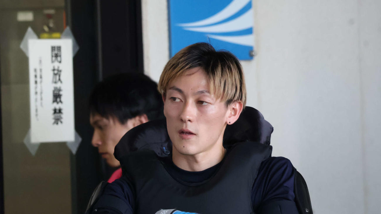 初日唯一の連勝スタートを決めた入海馨（撮影・中森亮）