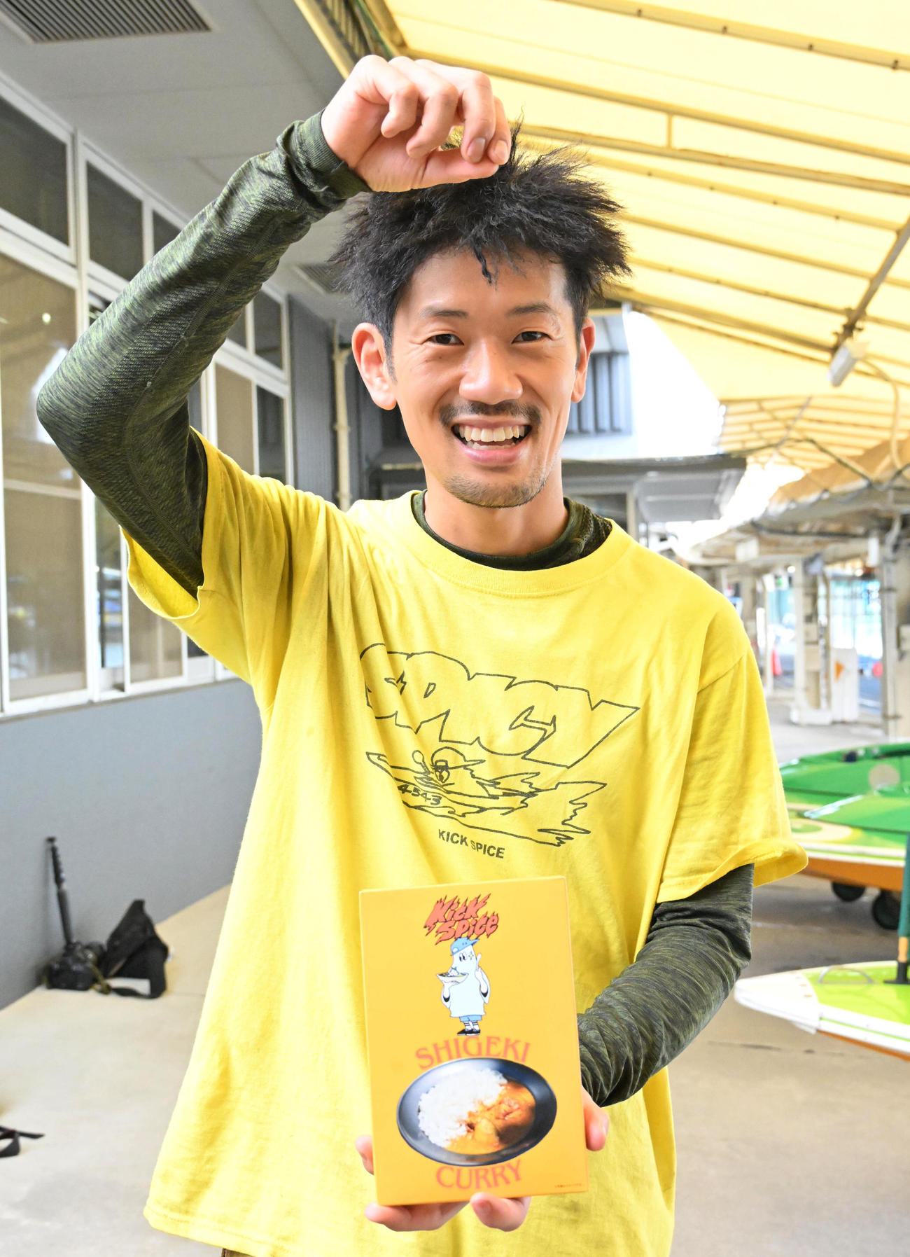 ぜひ、食べてください！　重木輝彦がレトルトカレーを監修。今節はスパイスが効いた走りを見せます