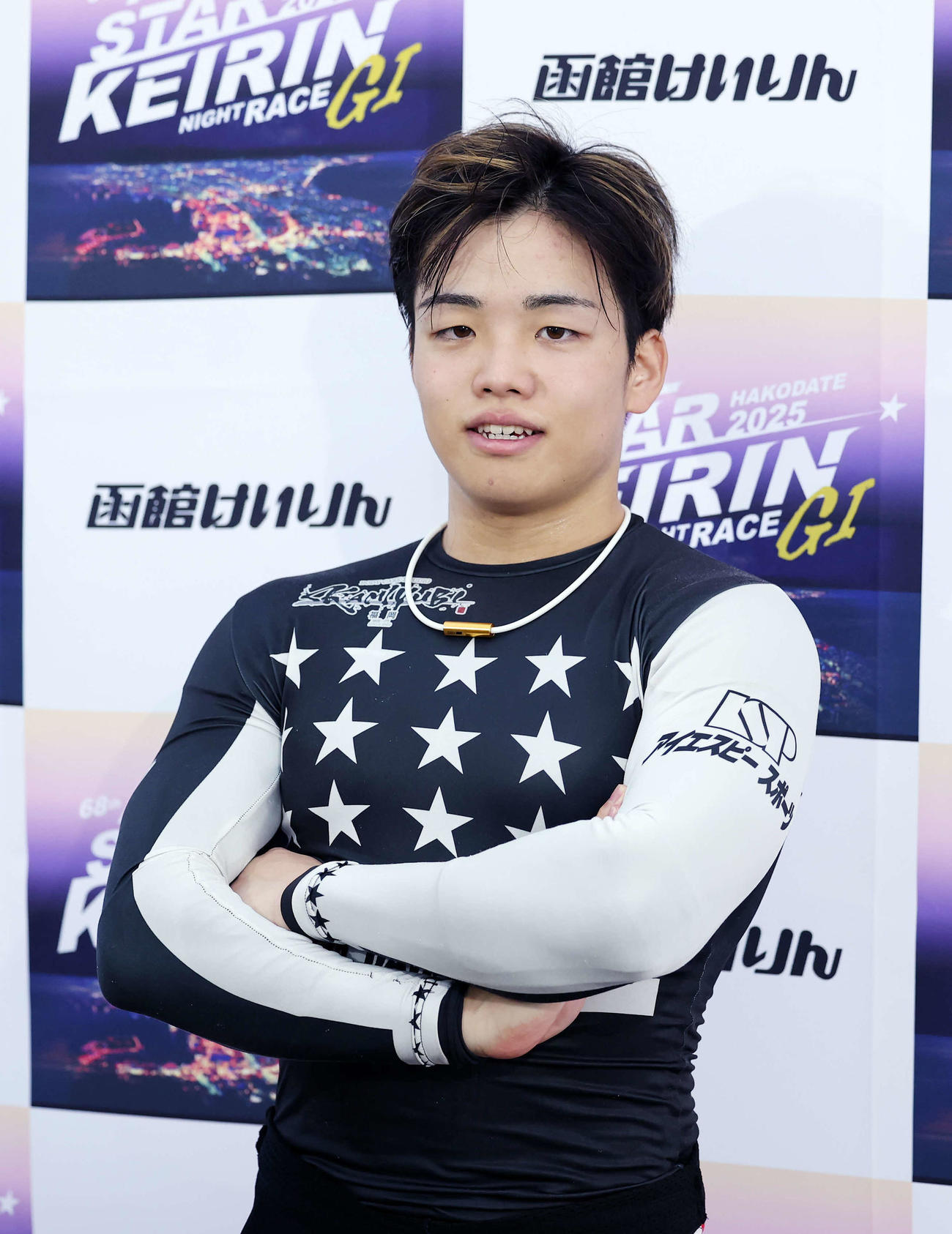 ポーズを決める後藤（撮影・鈴木正人）