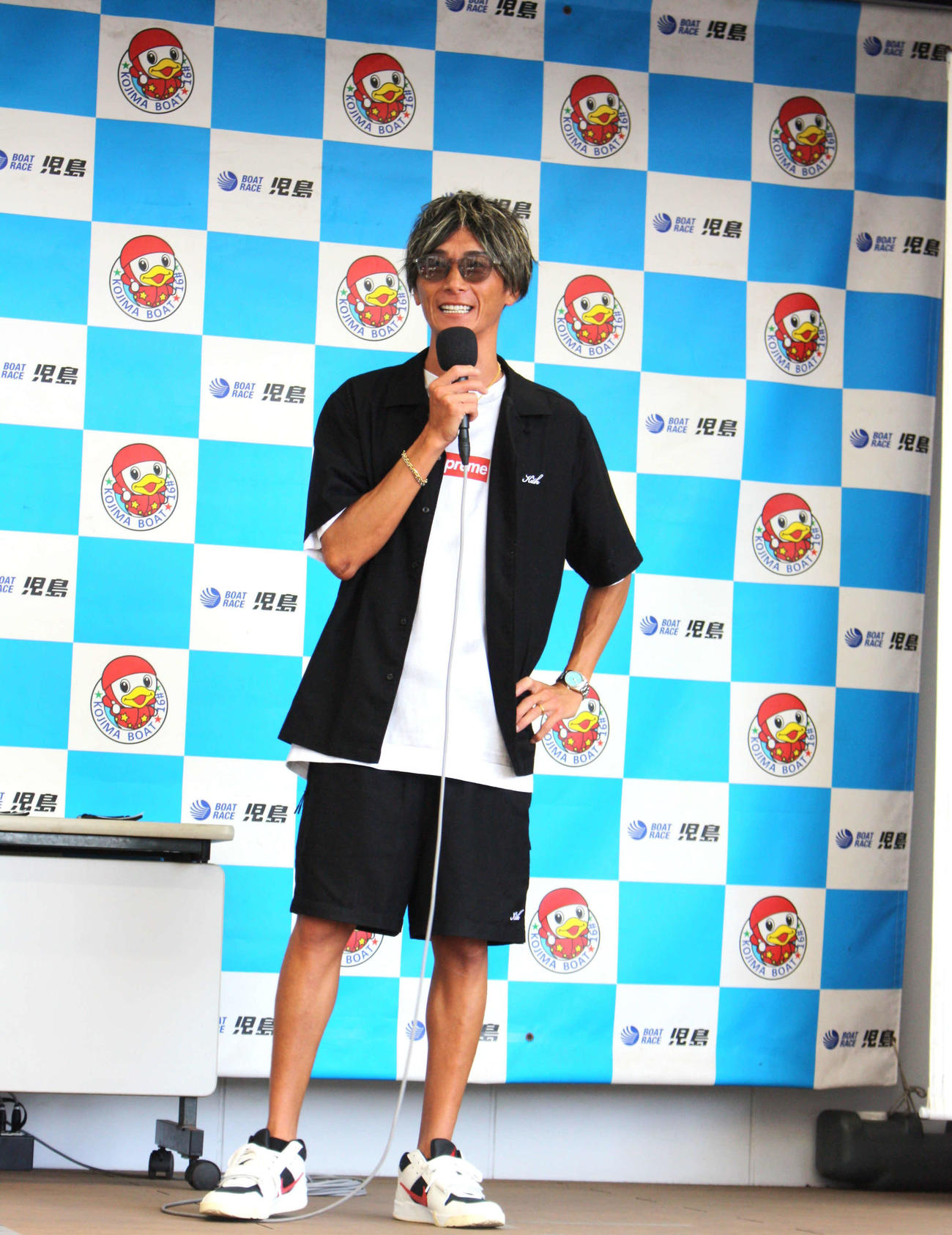トークショーに登壇した峰竜太