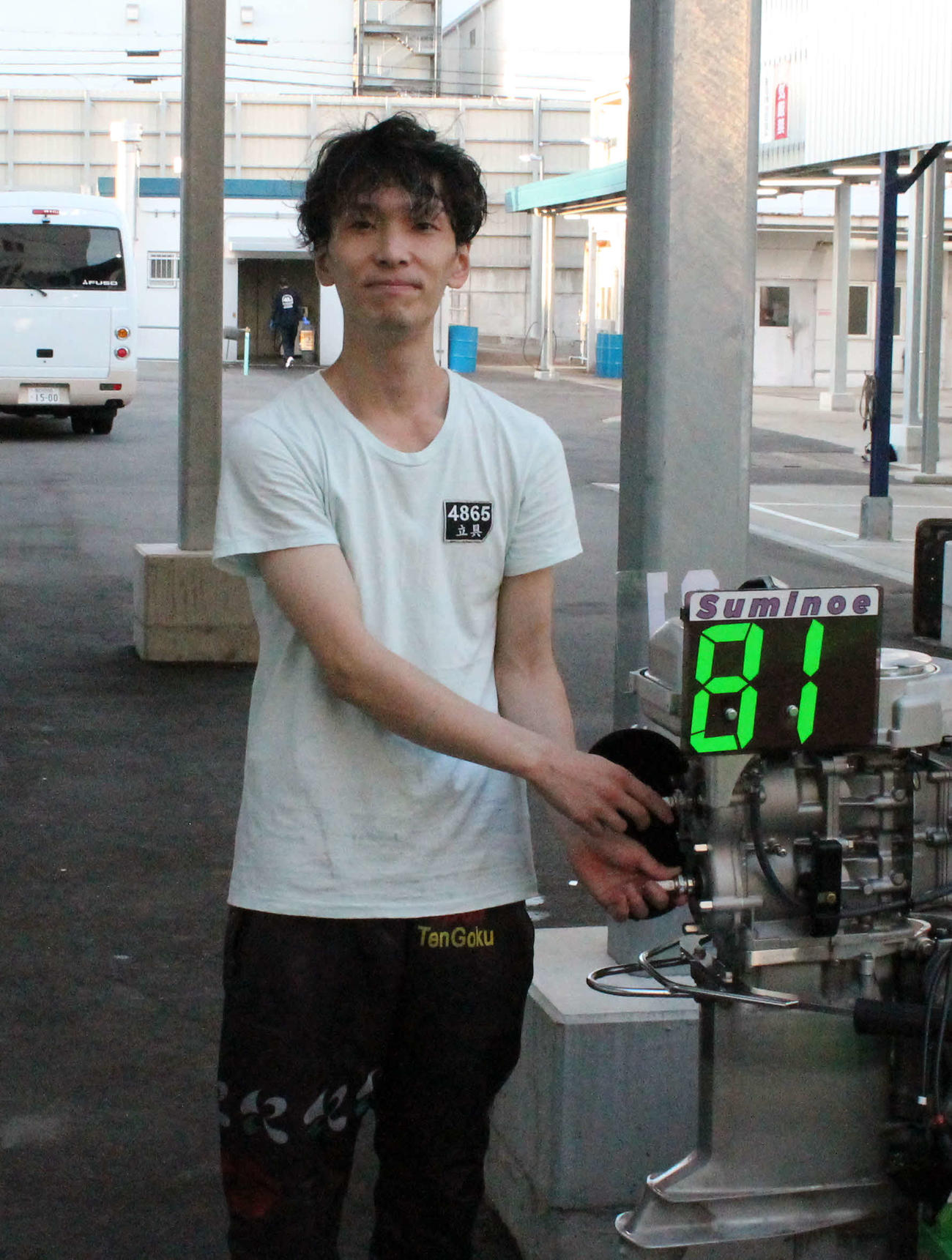 立具敬司は勢いに乗って2日目に挑む