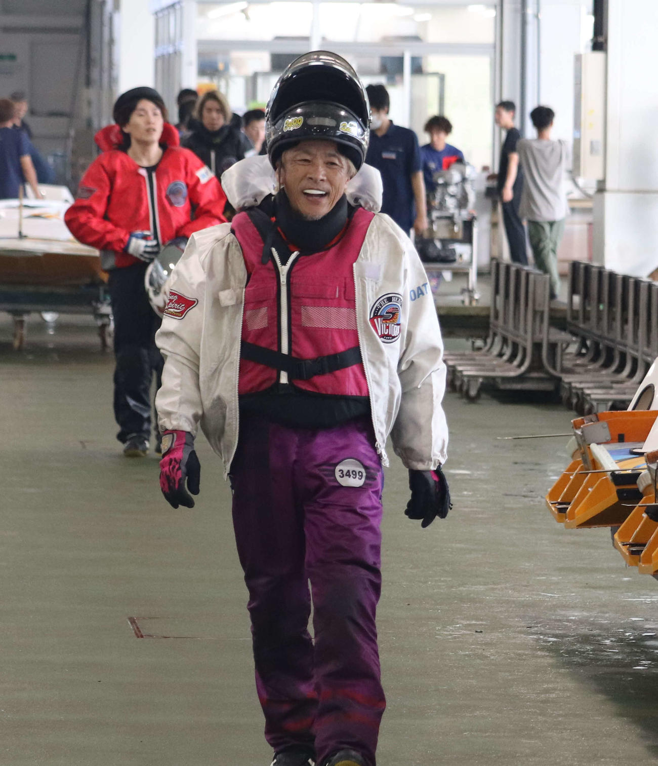 市川哲也が2日目9Rで気迫のイン逃げ。初勝利を挙げた