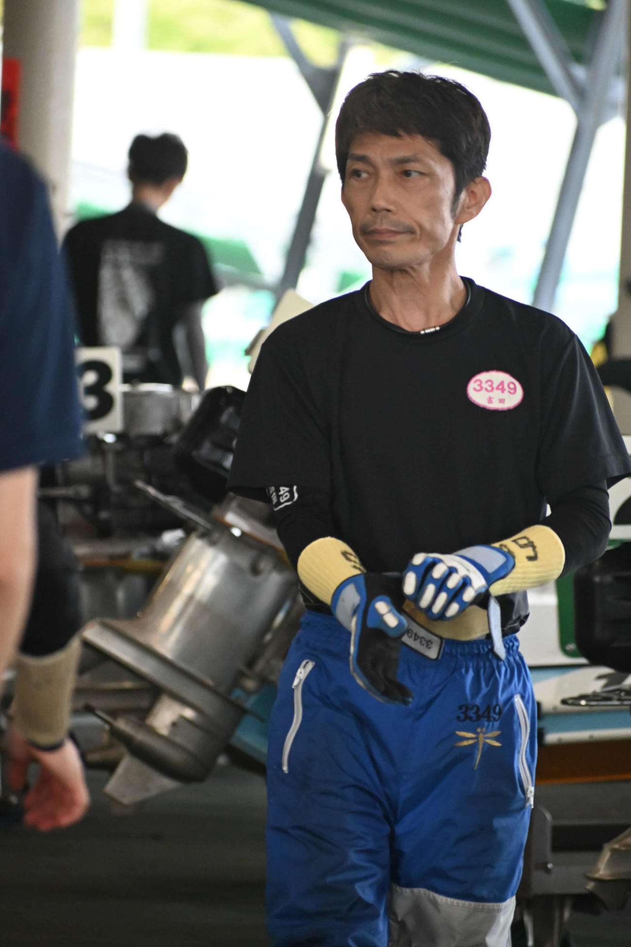 初日白星マークの吉田一郎