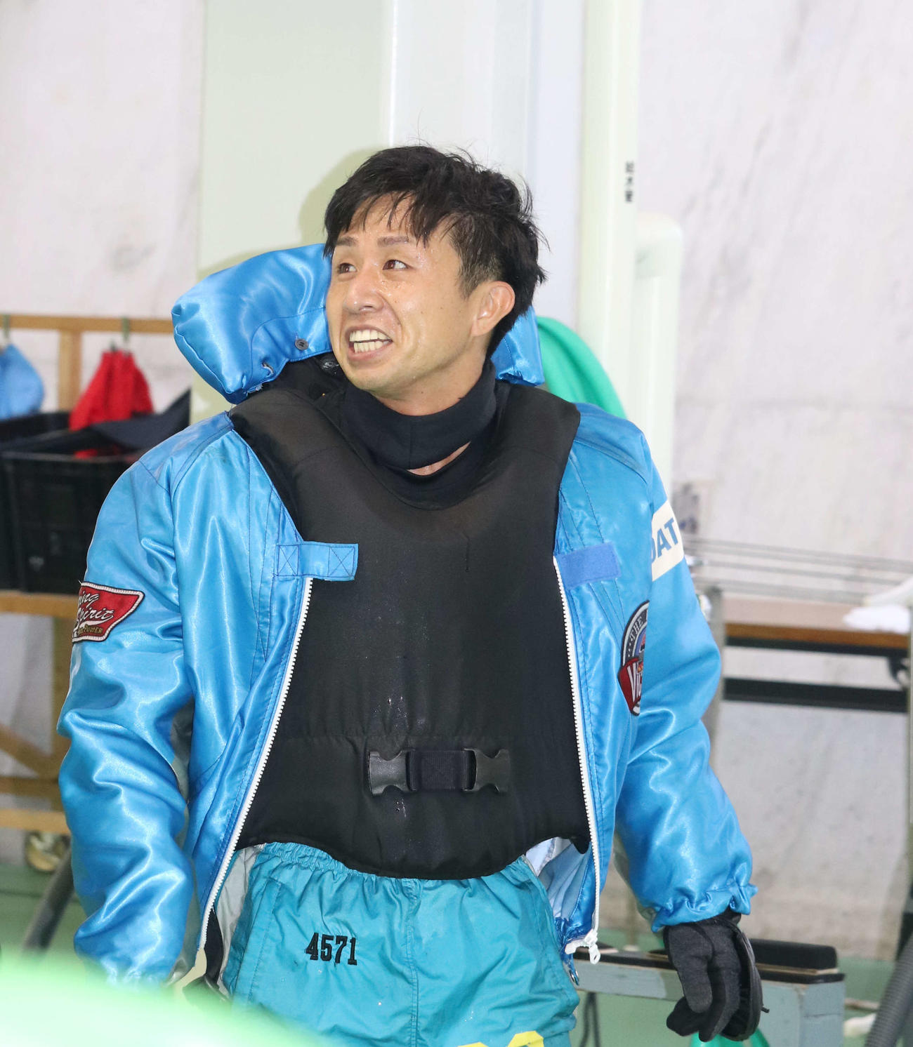 準優12Rは菅章哉が3カドから一撃を狙う（撮影・神田成史）