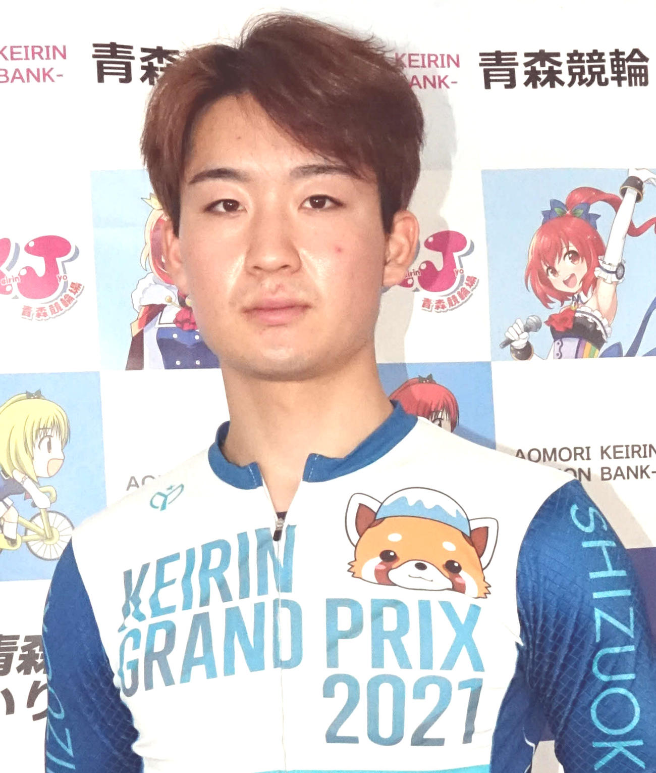 父のGPジャージーを身につけた山崎歩夢