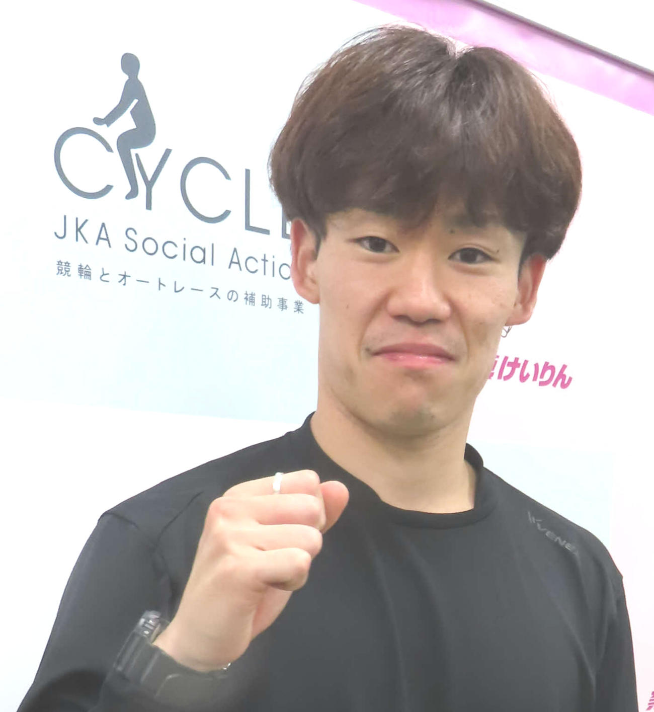 3番手まくりで決勝進出を決めた小畑勝広