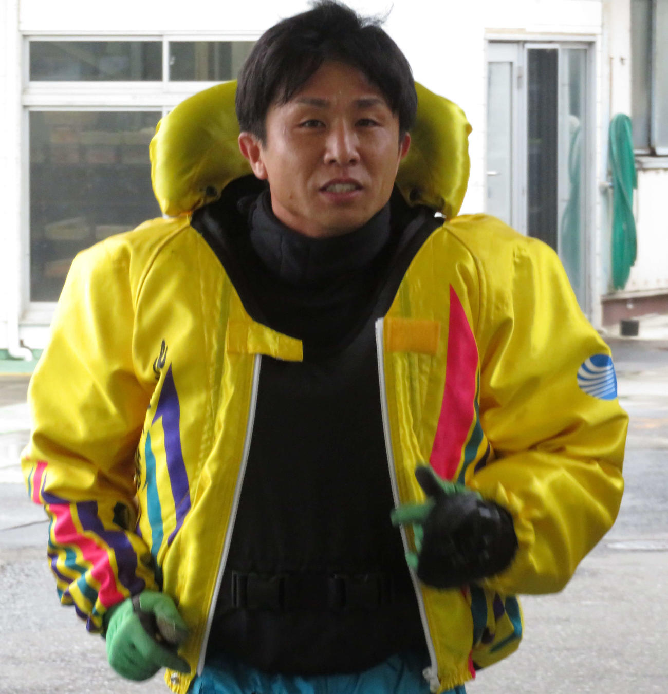 菅章哉がチルト3度で破壊力抜群の伸びを披露した