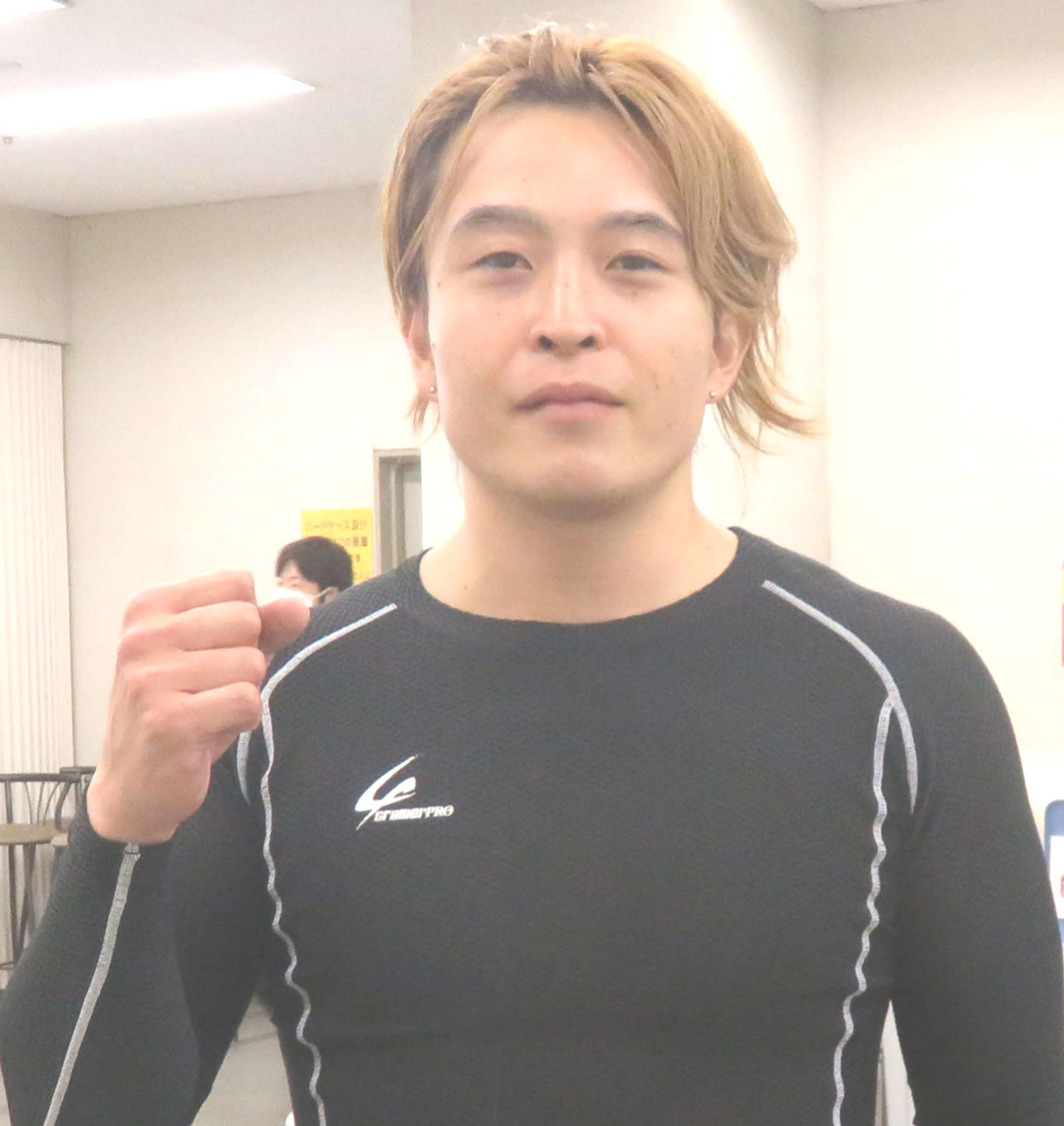 総力戦で決勝をかく乱する磯村蓮太