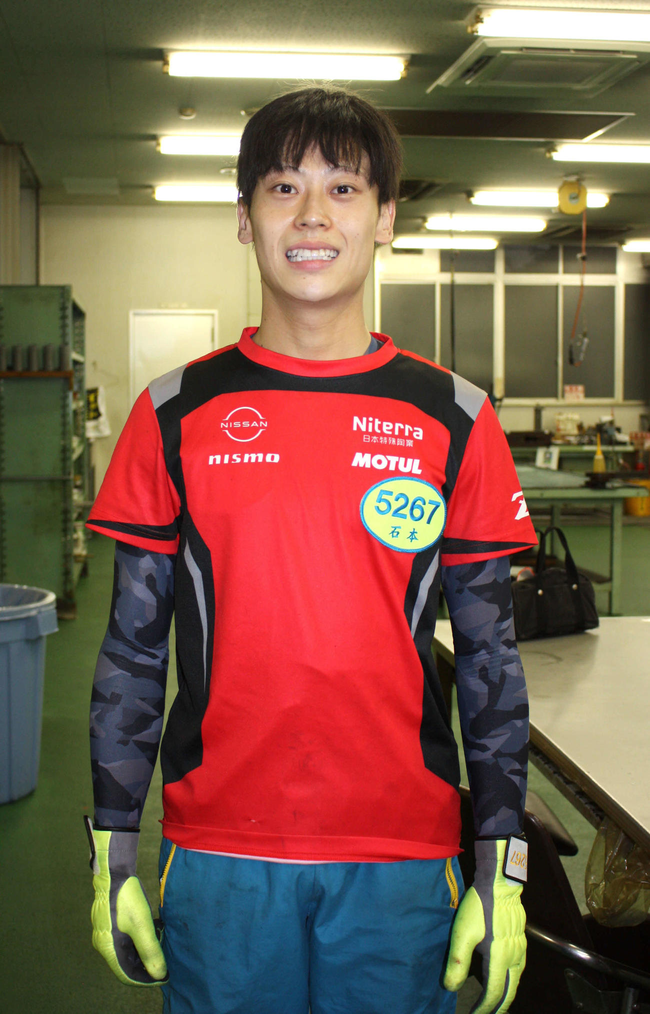石本裕武がバランスを求めて好レースを披露する