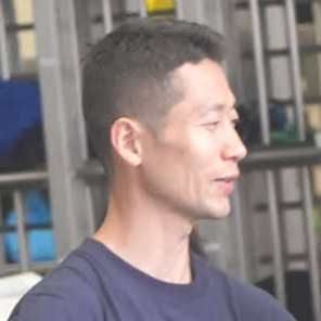 オープニングレースを逃げ切った渡辺雄朗