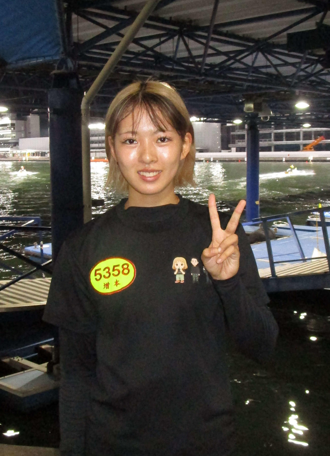 椎名豊と2周に渡るバトルを繰り広げ、存在感を示した増本杏珠（撮影・安井雅彦）