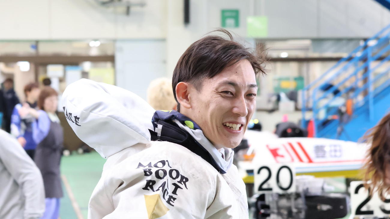 準優10R、若林義人が2コースから自在に攻めてファイナル進出一番乗りを決める