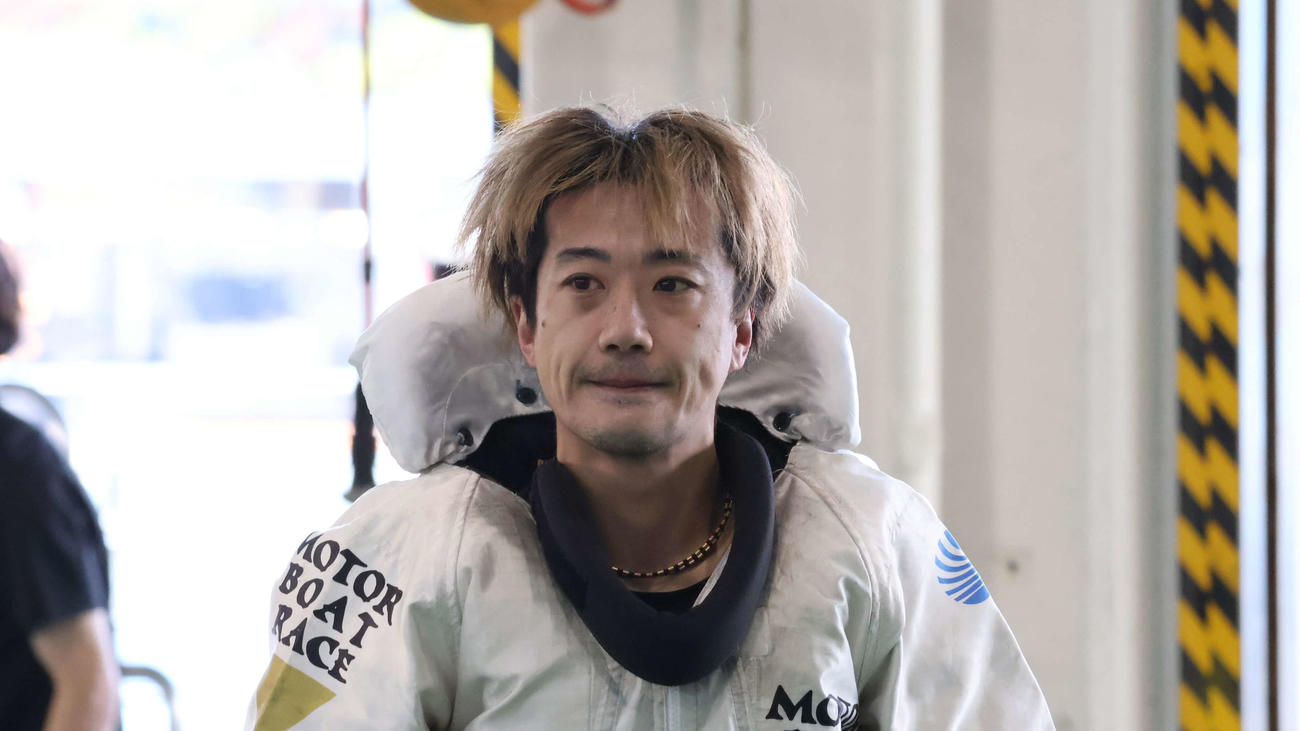 優勝戦は、杉山裕也が今年5度目の優勝を狙って3コースから攻める（撮影・中森亮）