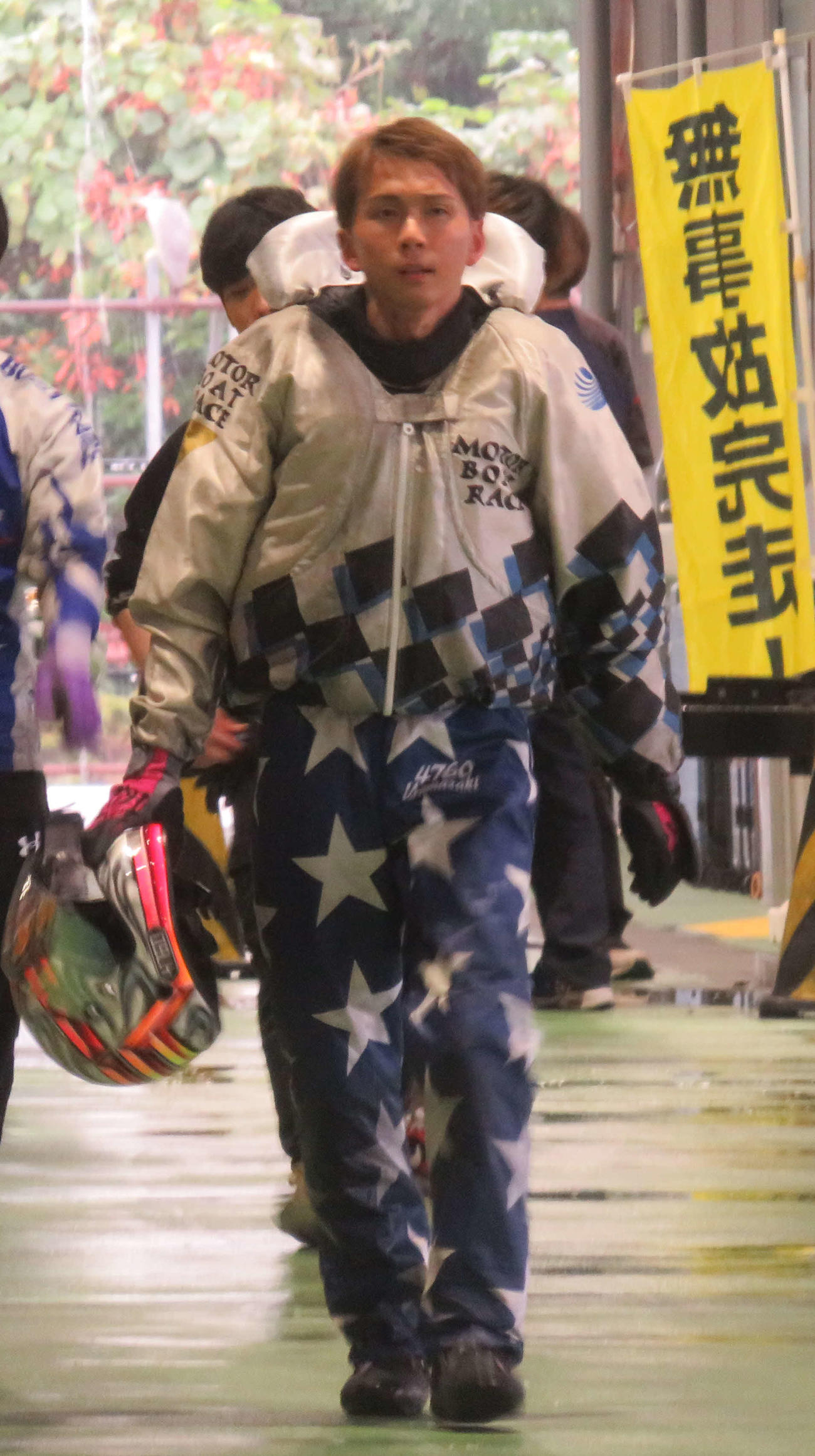 予選トップ通過の山崎郡は準優11Rで6着に敗れ優出ならず。引き揚げてくる表情にも心なしか力がなかった