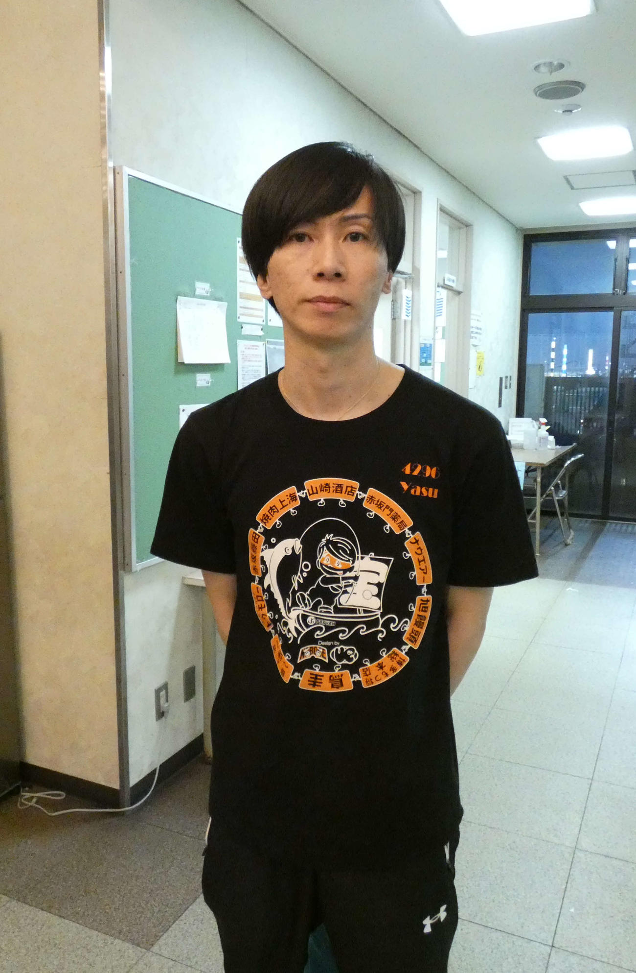 岡崎恭裕が展開を突き優勝を奪取する