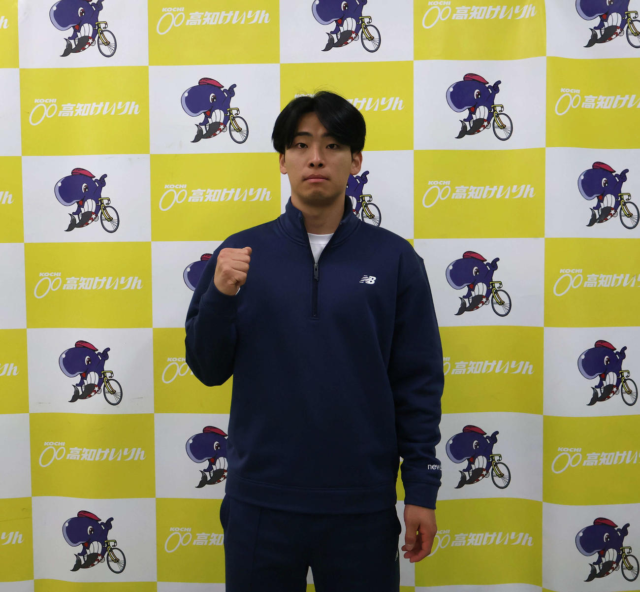 小川三士郎が思い出のバンクで流れをつかむ（撮影・一　樹）
