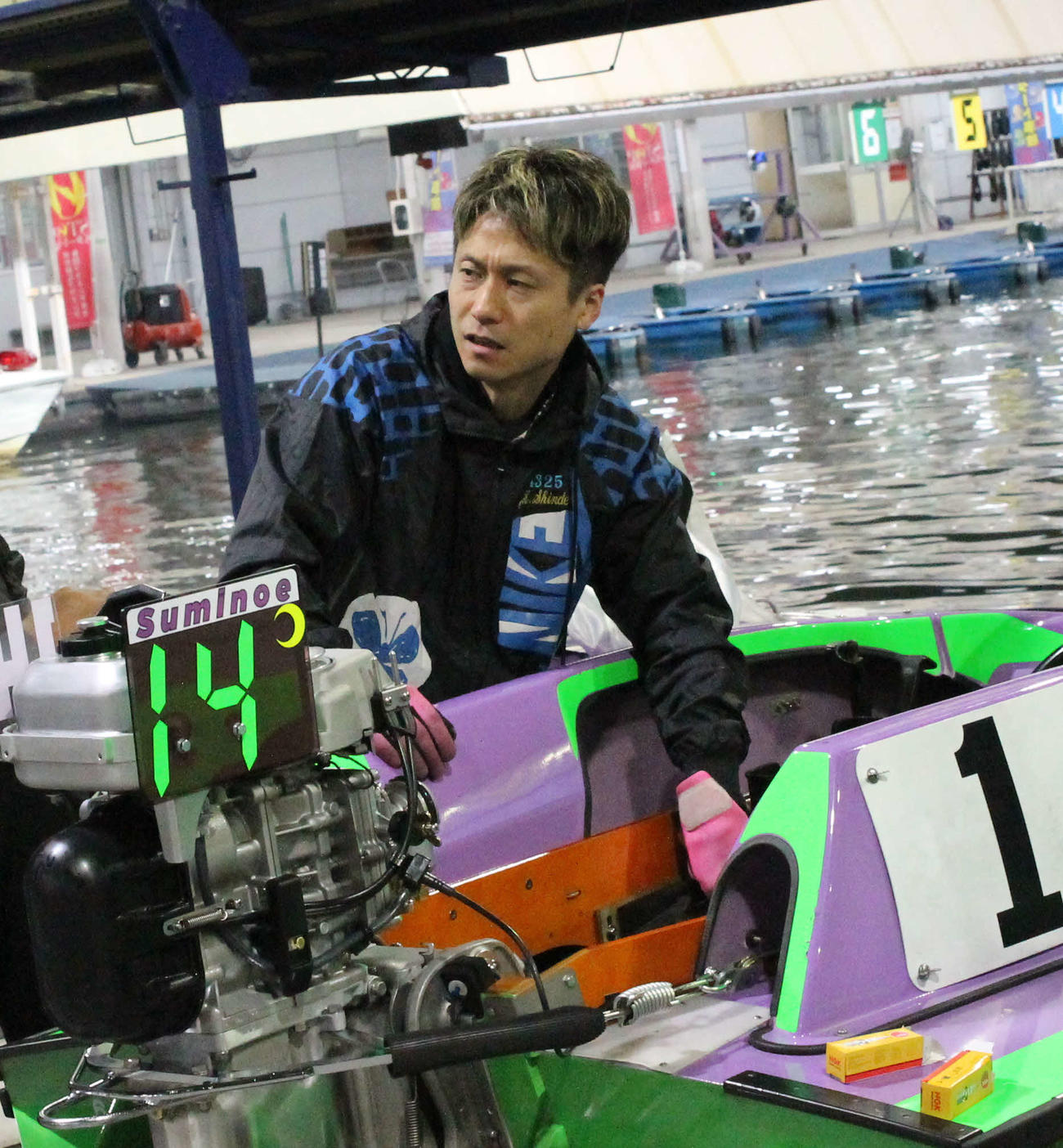 大注目の14号機をゲットした新出浩司