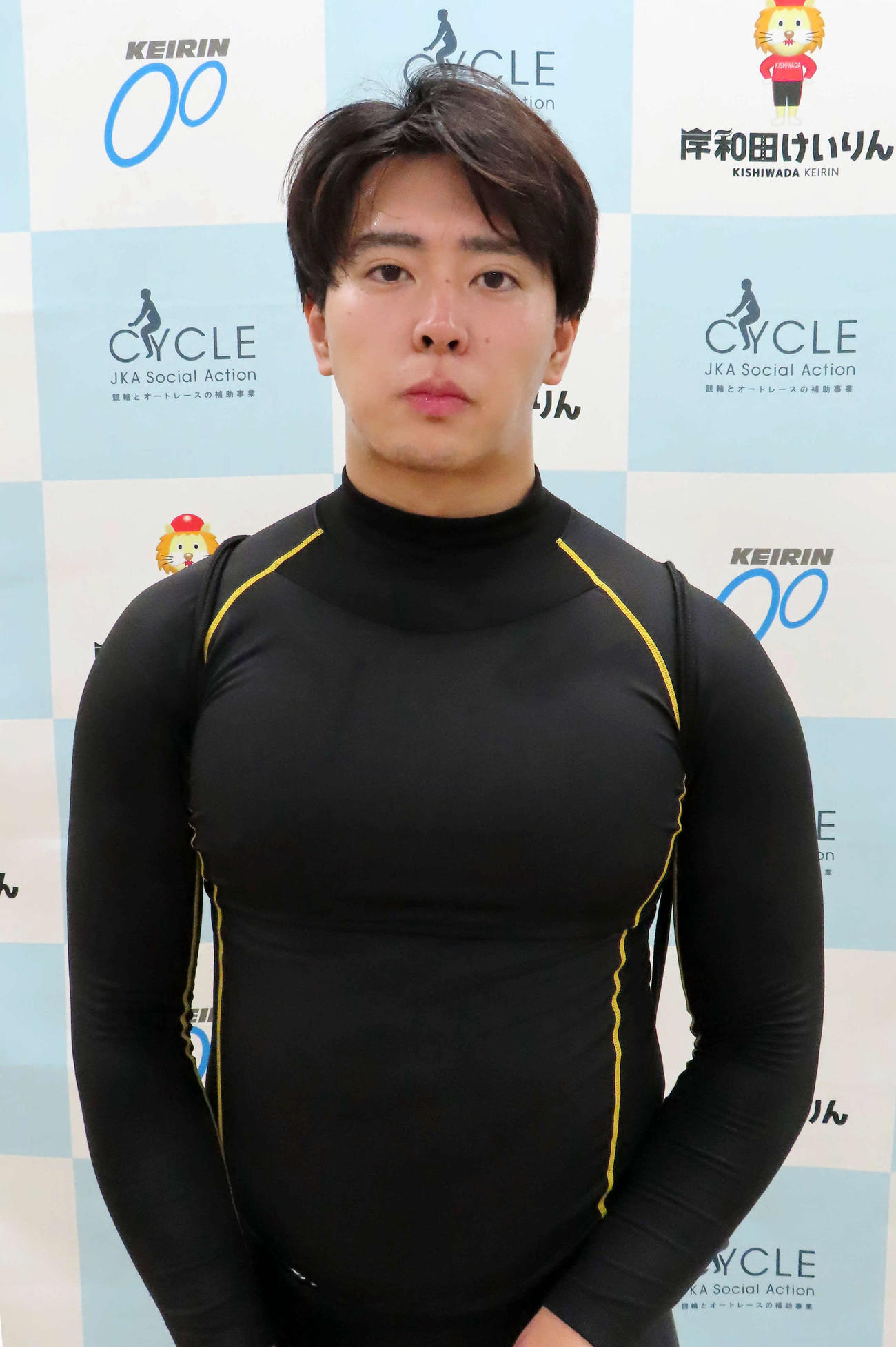 A予選1R、突っ張り2周先行で押し切り、準決に進んだ小笠原一真