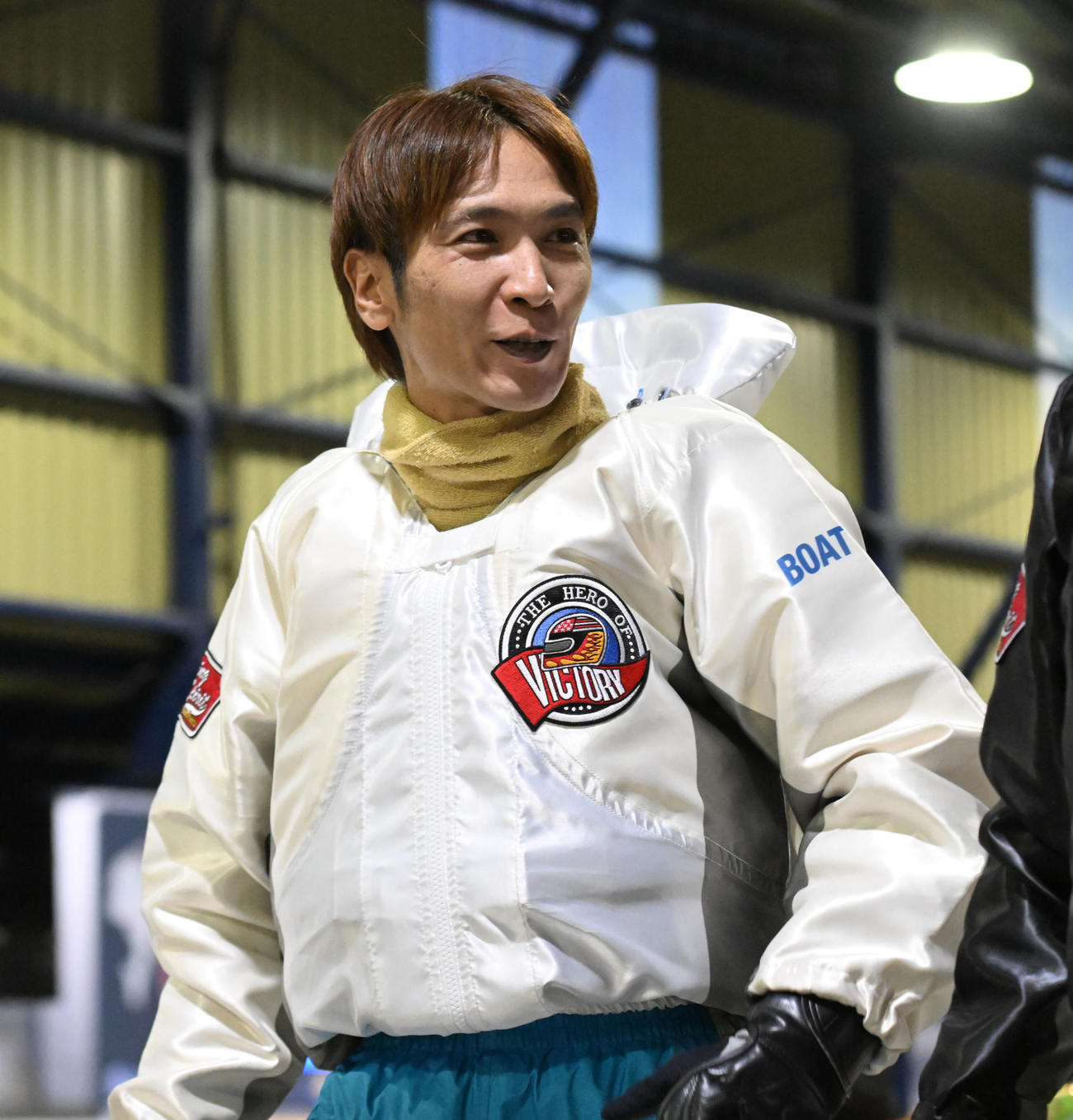 海野康志郎