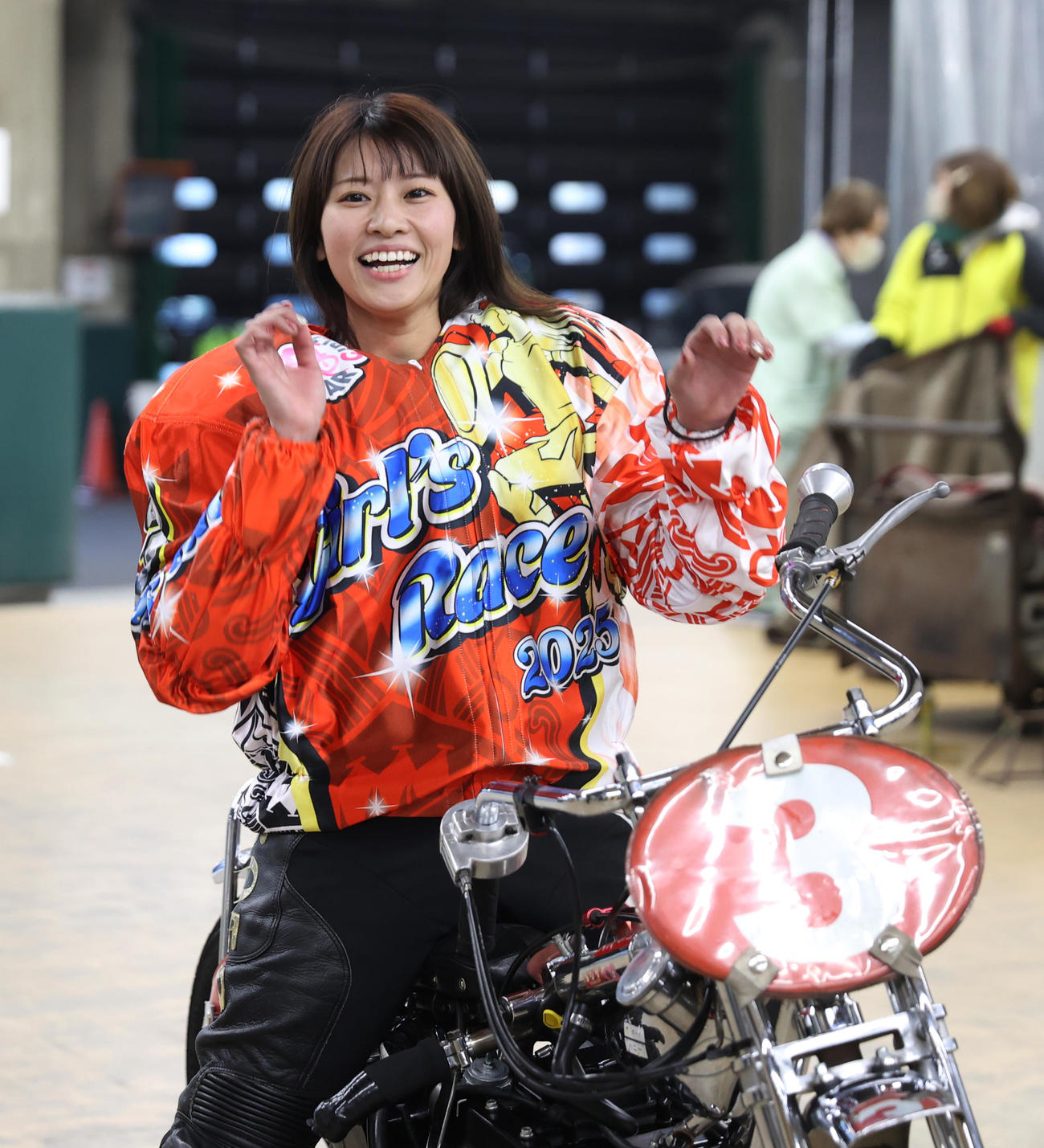SSガールズ王座決定戦で優勝し喜ぶ三宅真央（撮影・柴田隆二）