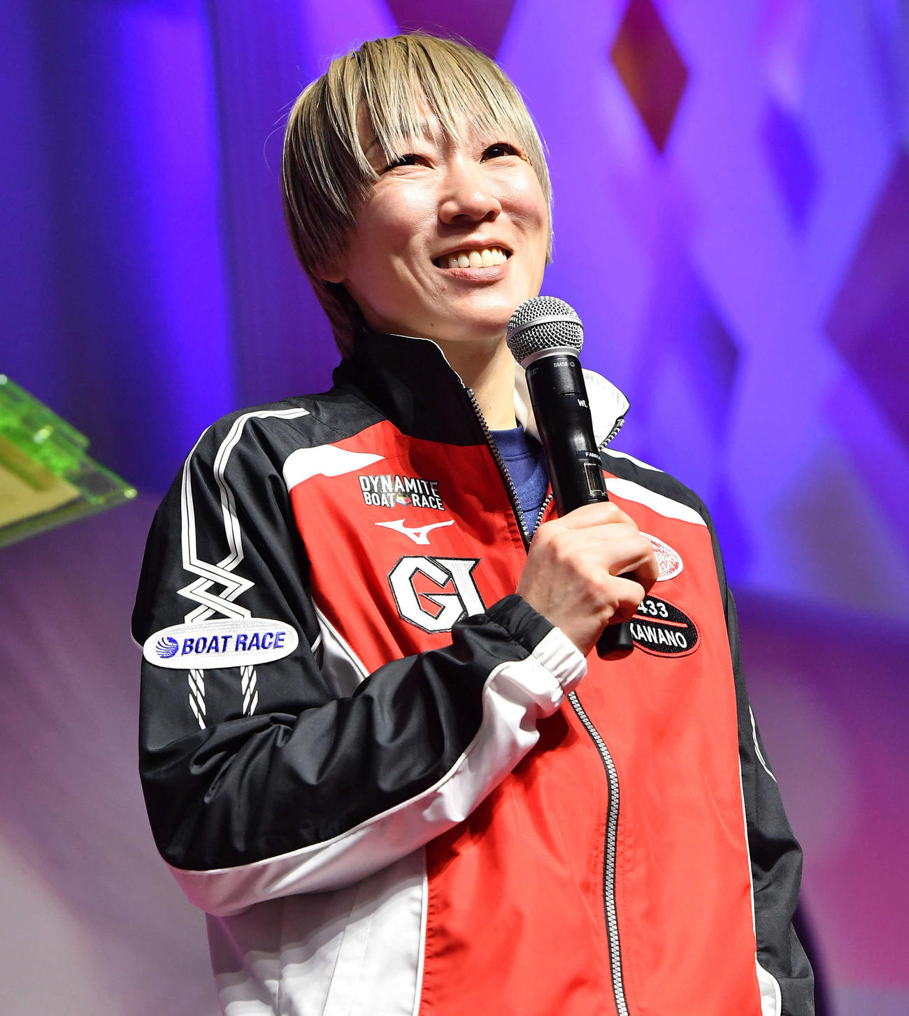 PG1クイーンズクライマックス賞金女王決定戦出場選手インタビューを行う4433川野芽唯（撮影・岩下翔太）