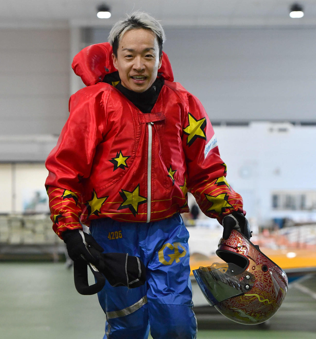 G1全日本王座決定戦4日目　12Rの勝利インタビューを終えて引き揚げる4205山口剛（撮影・岩下翔太）