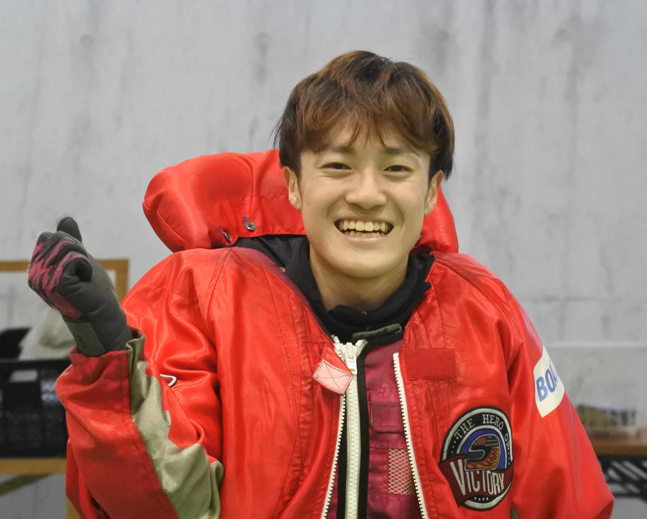 デビュー初優出を果たした佐野優都は満面の笑み
